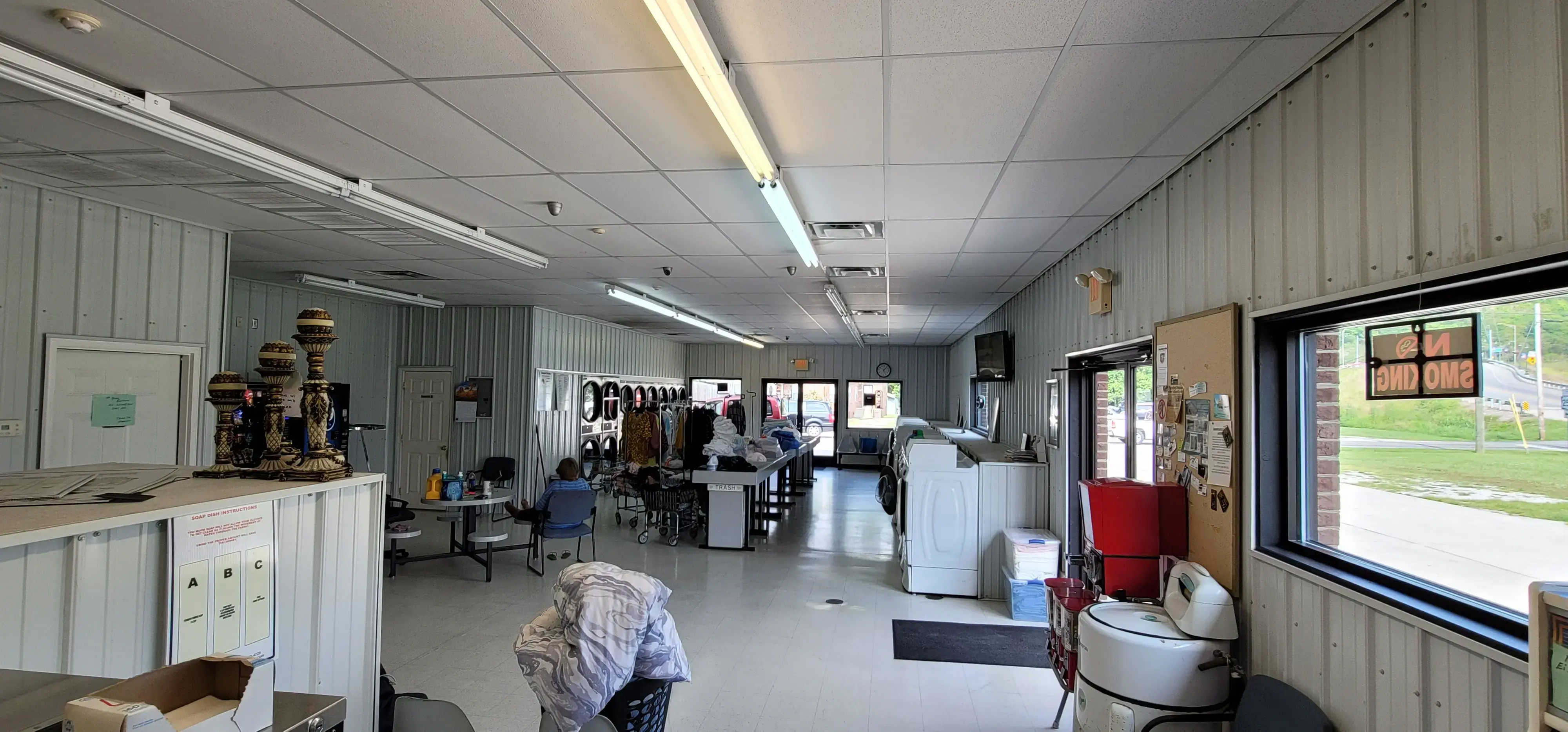 Barbourville Coin Laundry thumbnail 3