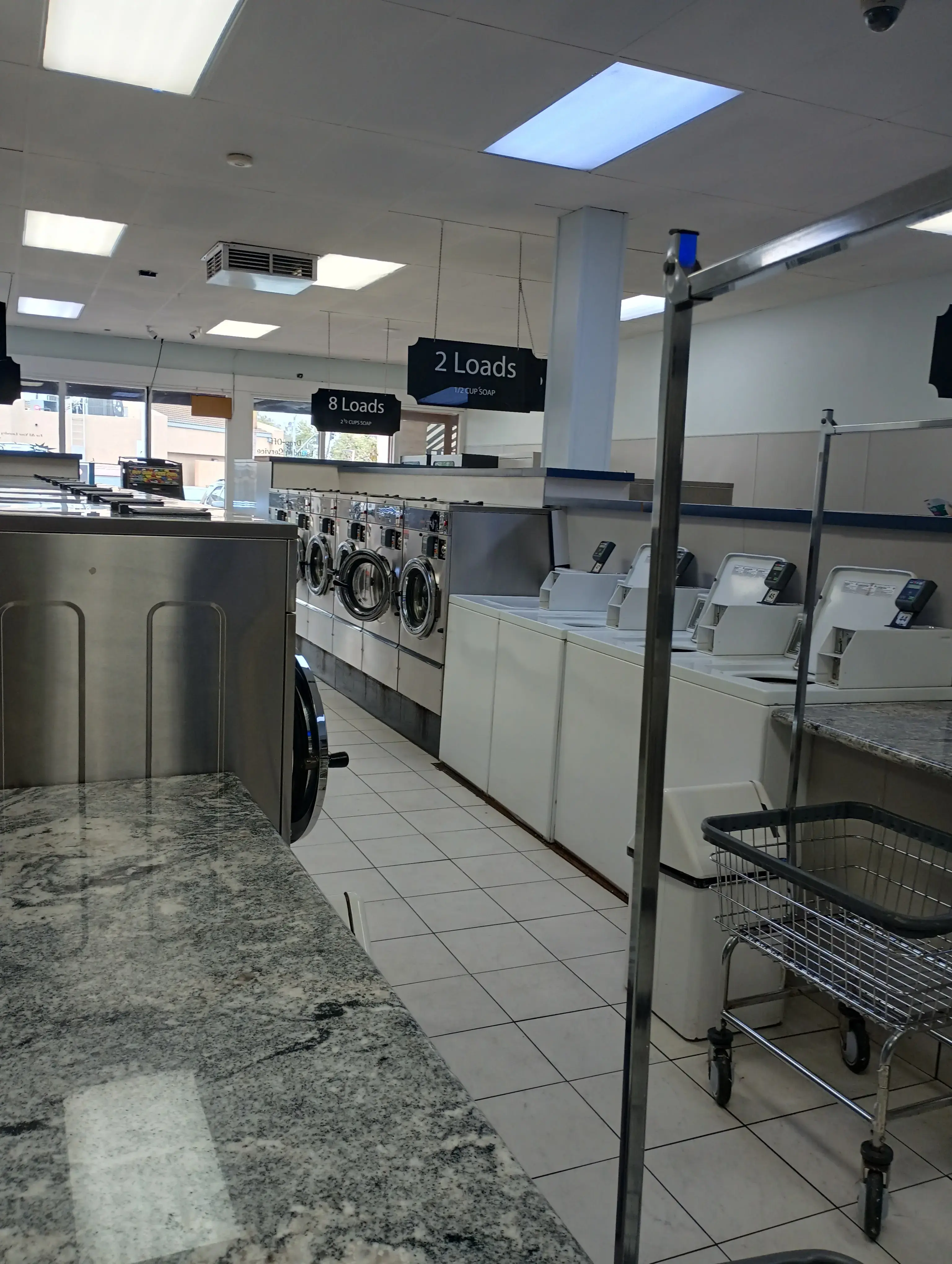 Barnett Coin Laundry - Wash and Fold Laundry Service thumbnail 4