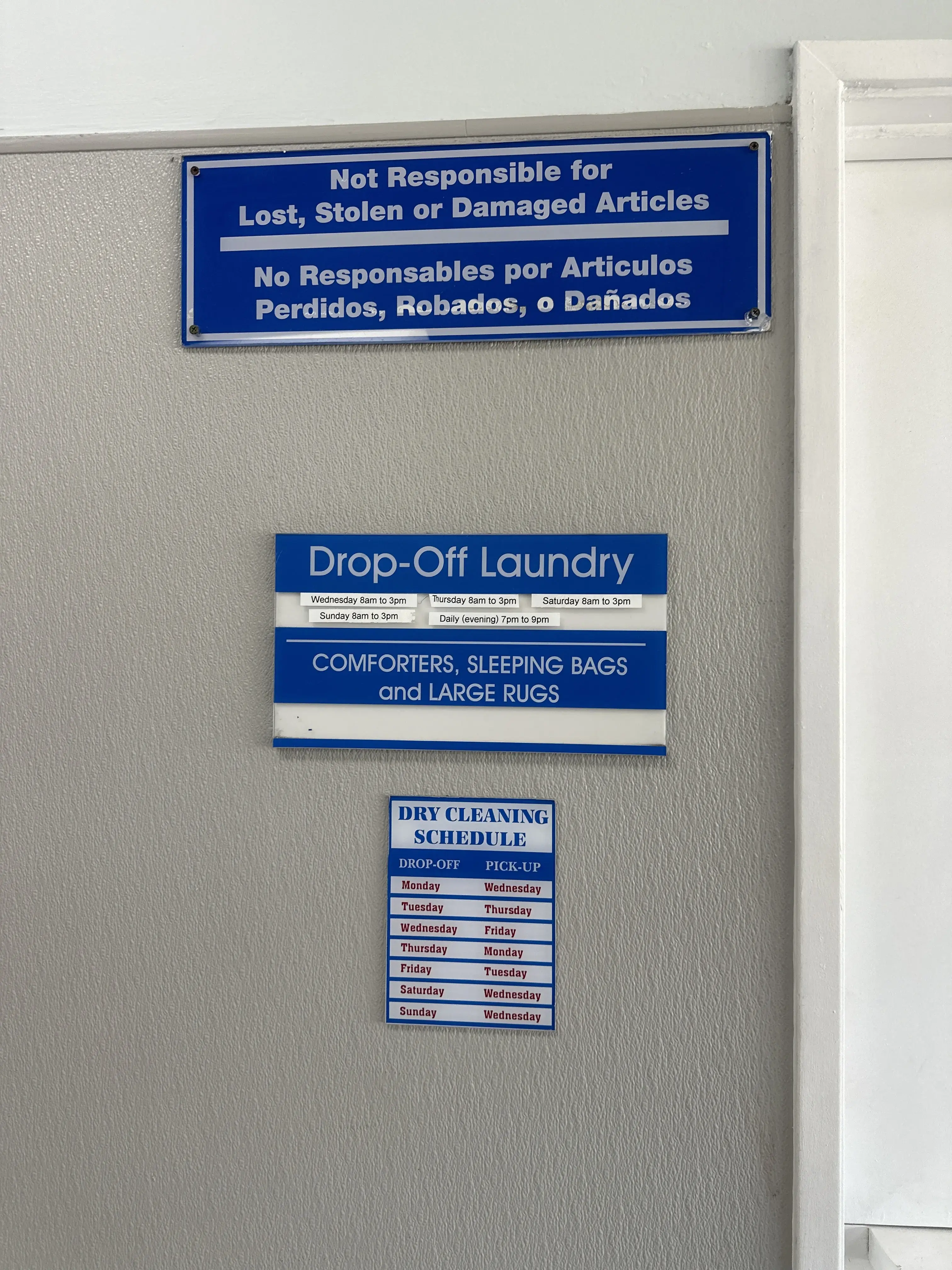 Barnett Coin Laundry - Wash and Fold Laundry Service thumbnail 13