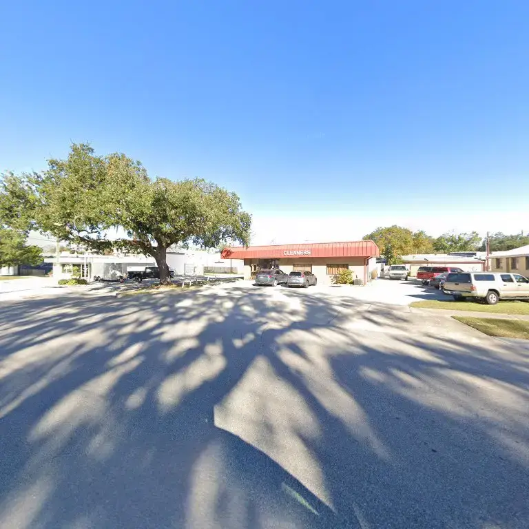 Bartow Dry Cleaner - Image 11