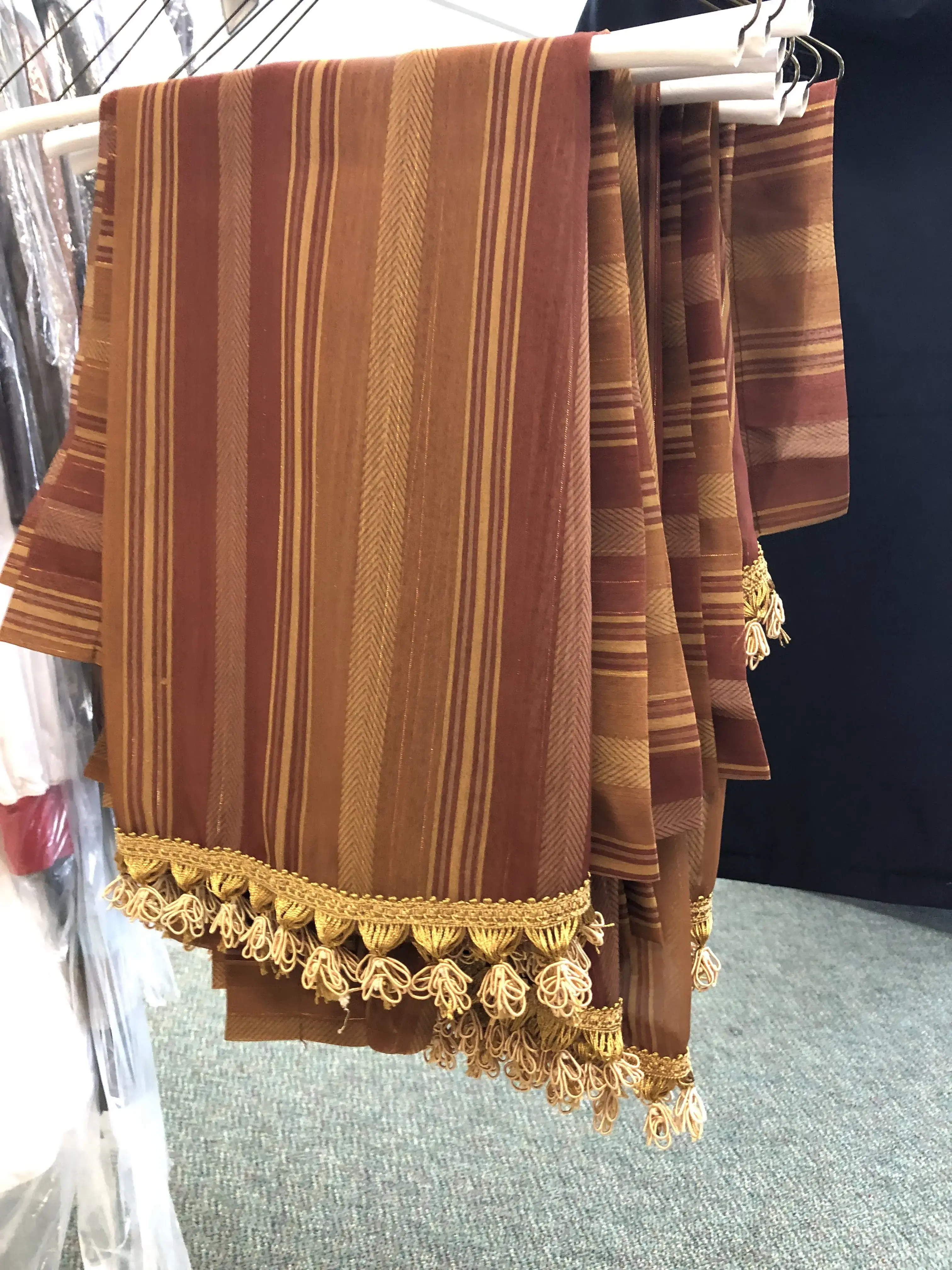 Bart's Cleaners - Image 15