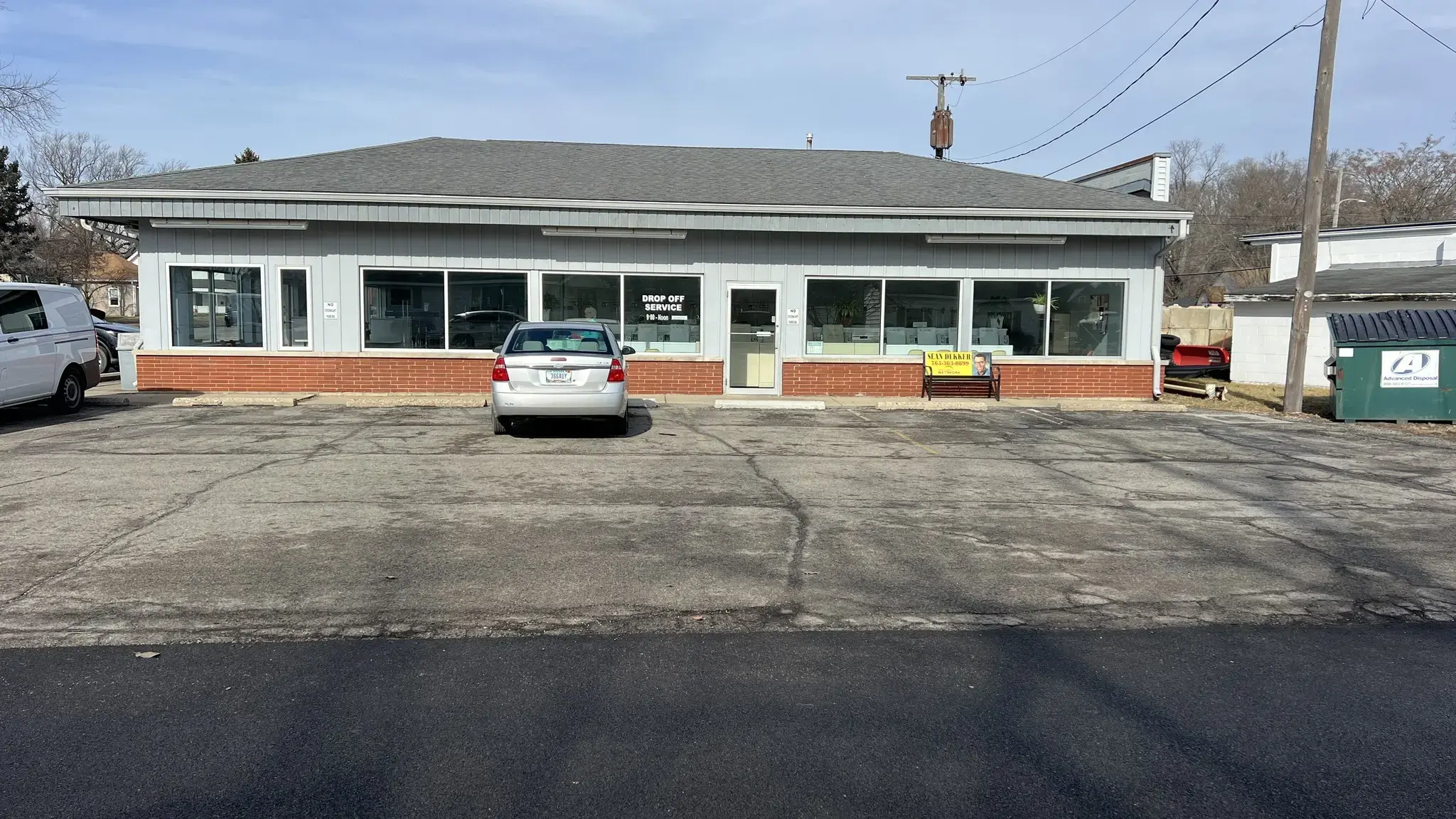 Bart's Laundromat - Image 1