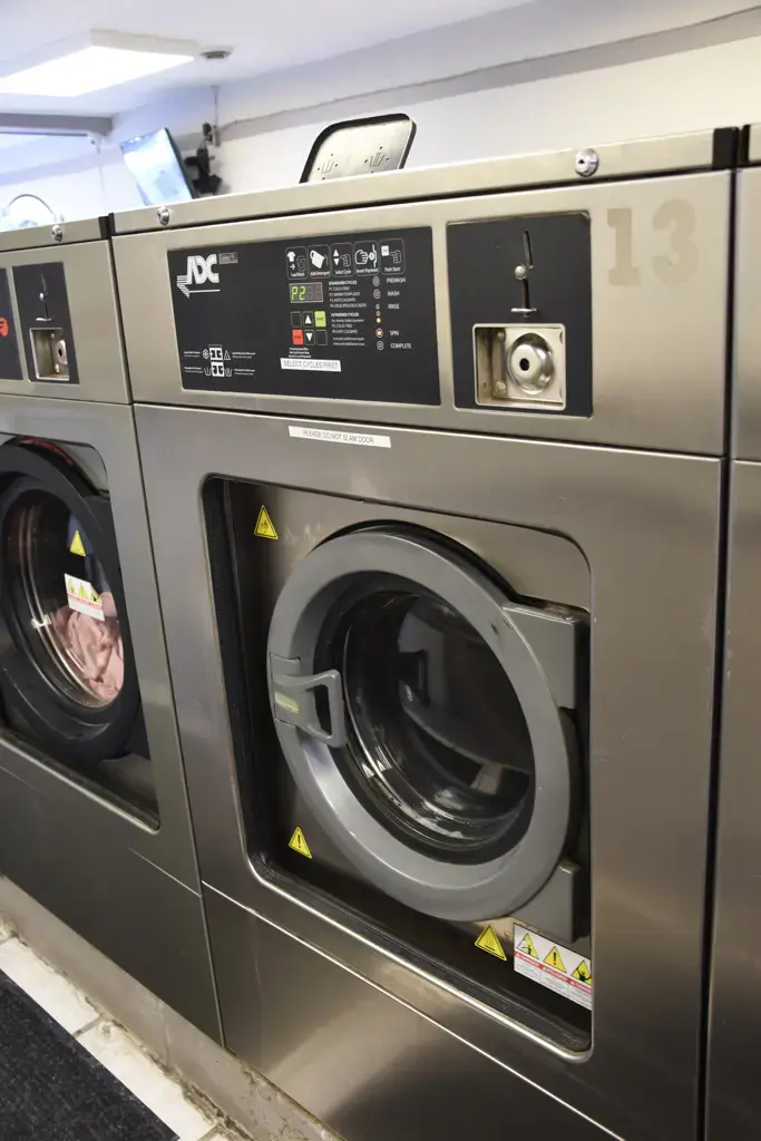 Basilone Coin Wash Laundry - Image 3