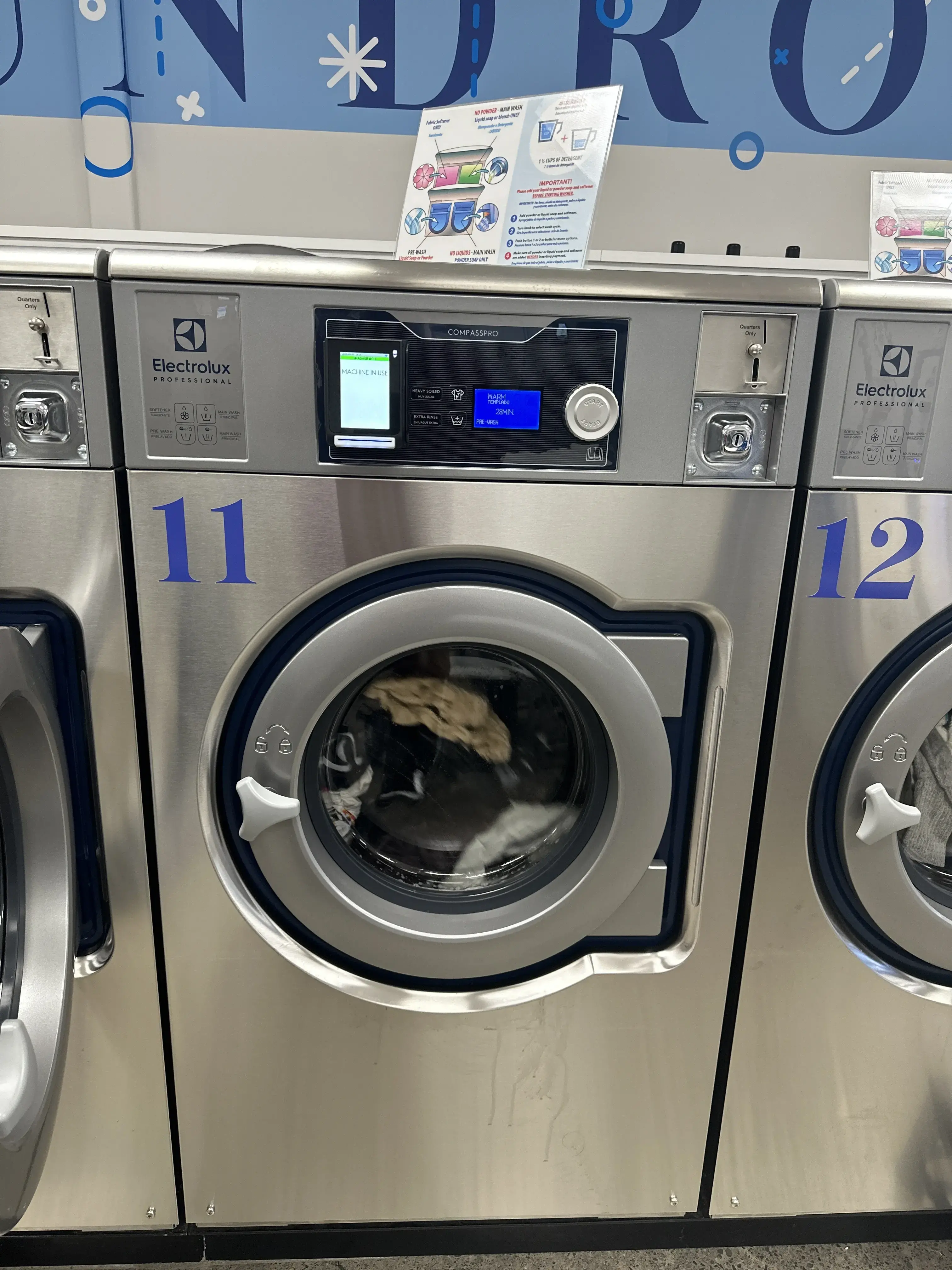 Baskets Laundromat thumbnail 8