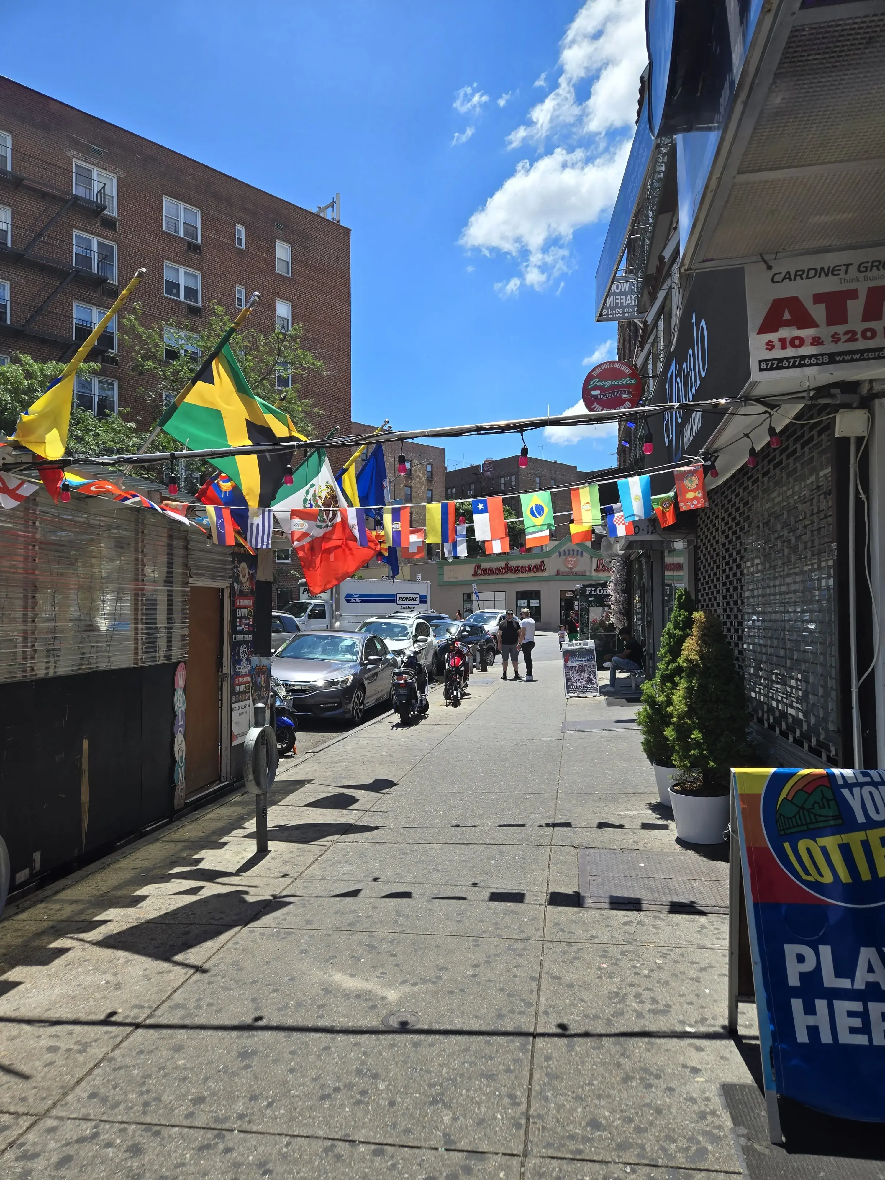Baxter MegaWash Laundromat - Image 10