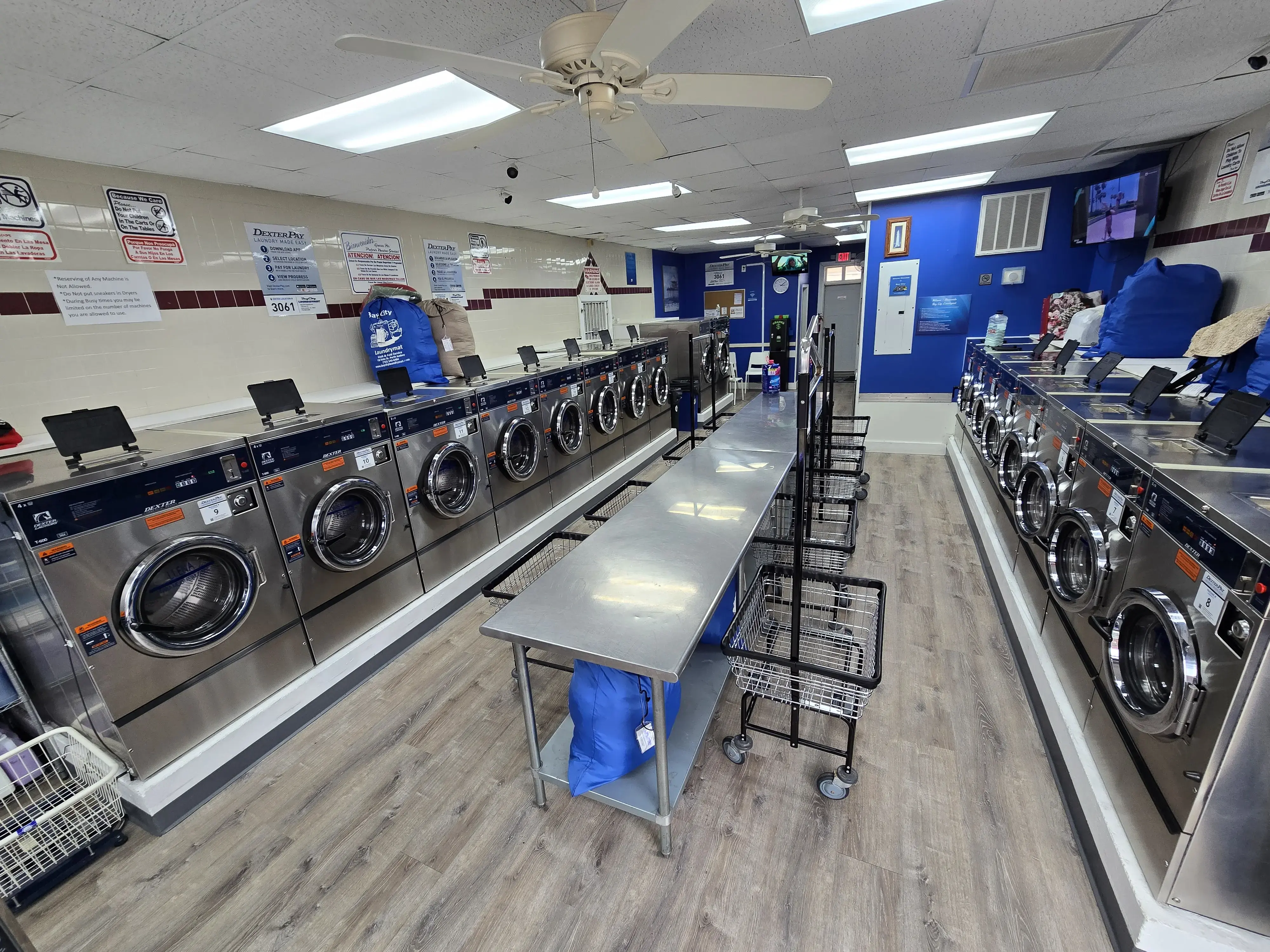 Bay City Laundrymat - Image 3