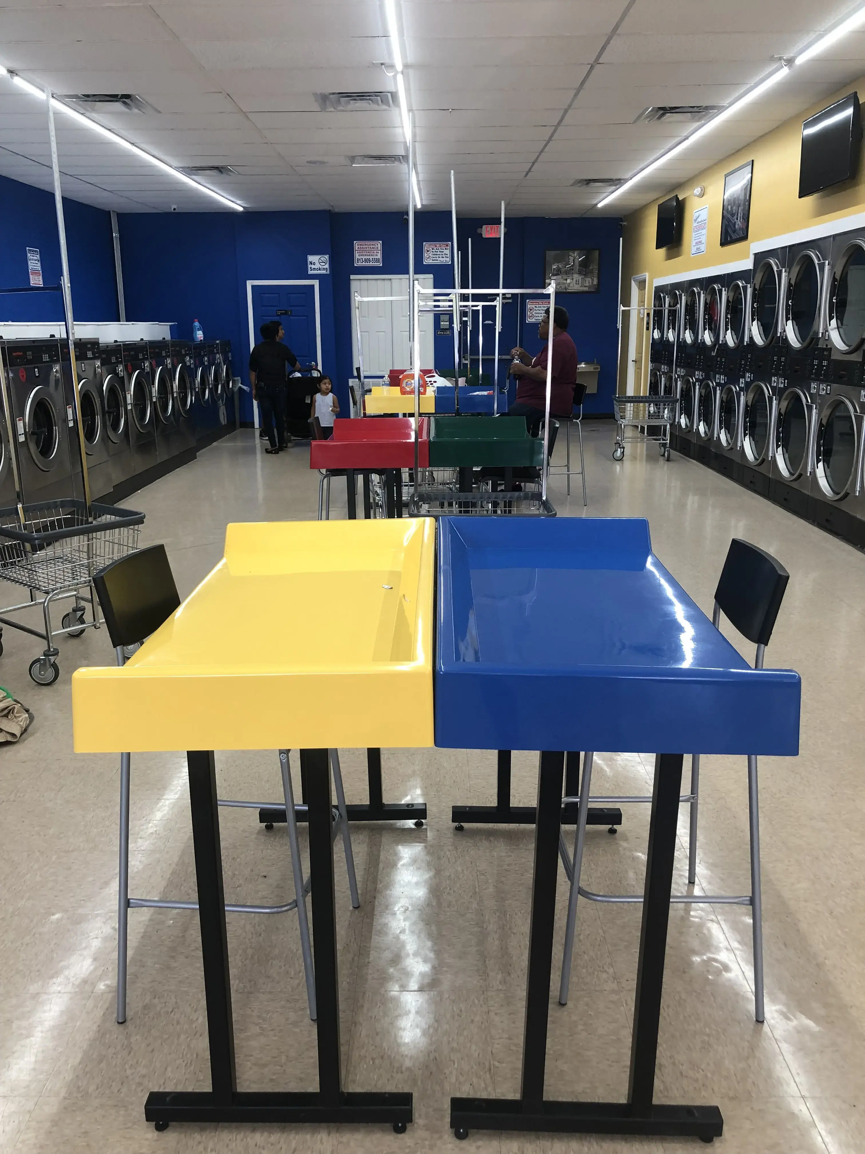 Bay Laundromat - Image 10