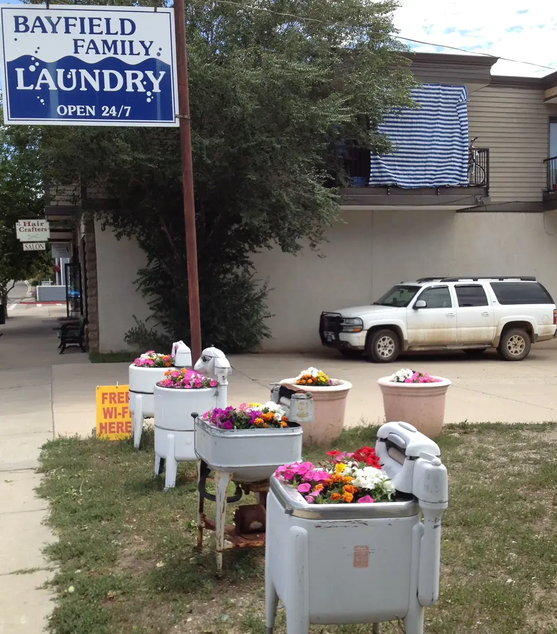Bayfield Family Laundry - Image 14