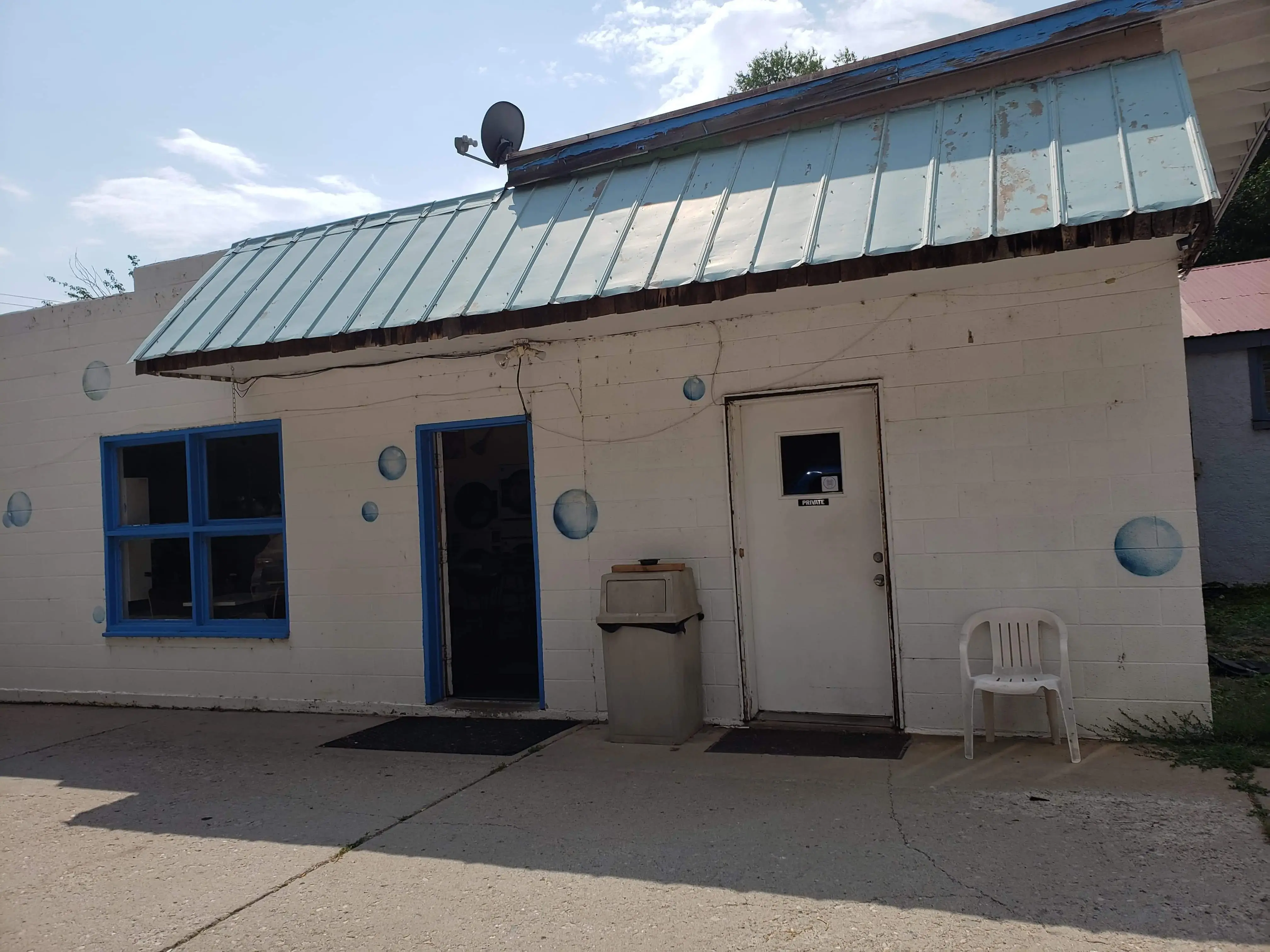 Bayfield Family Laundry thumbnail 7