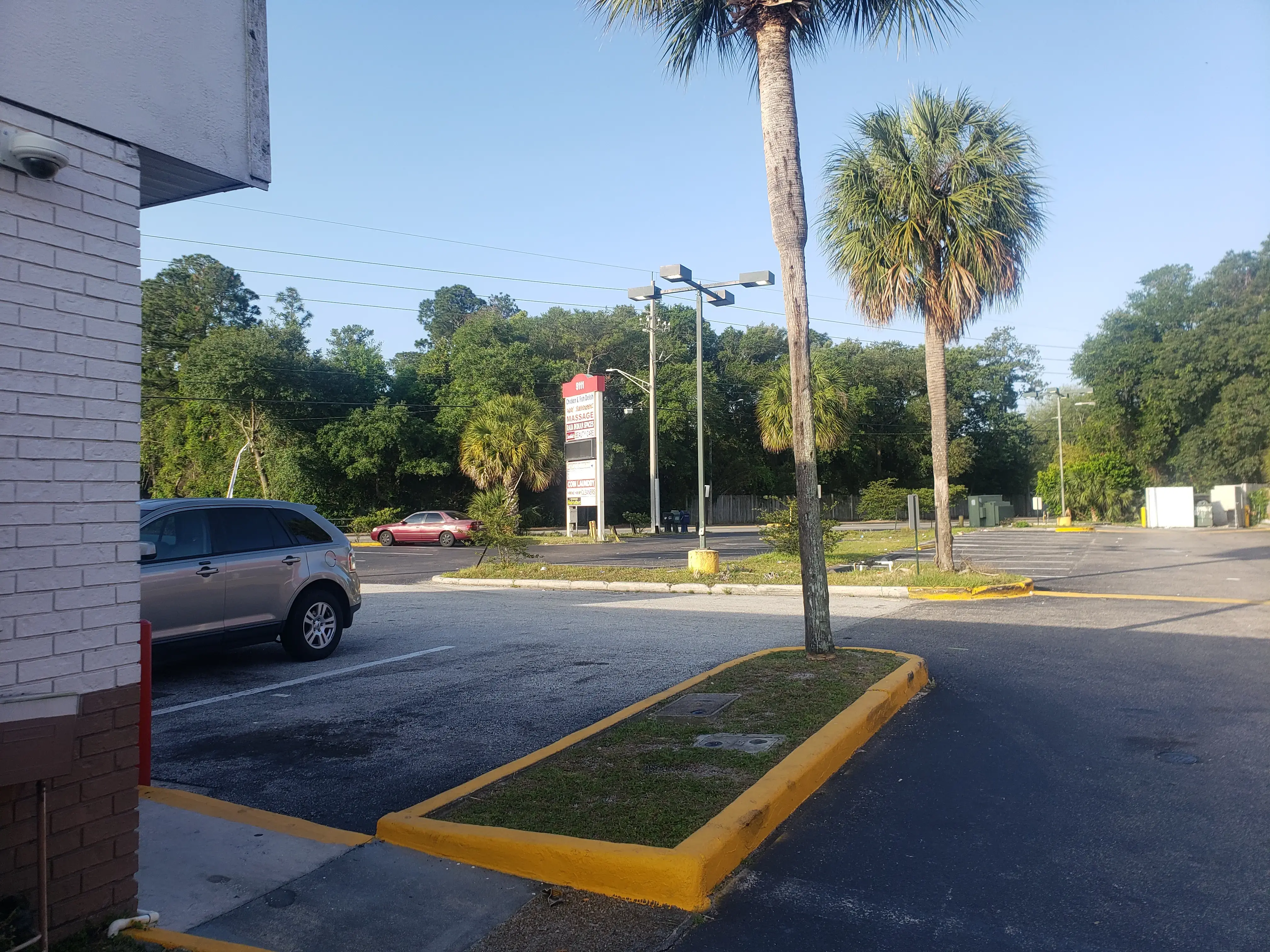 Baymeadows laundromat - Image 17