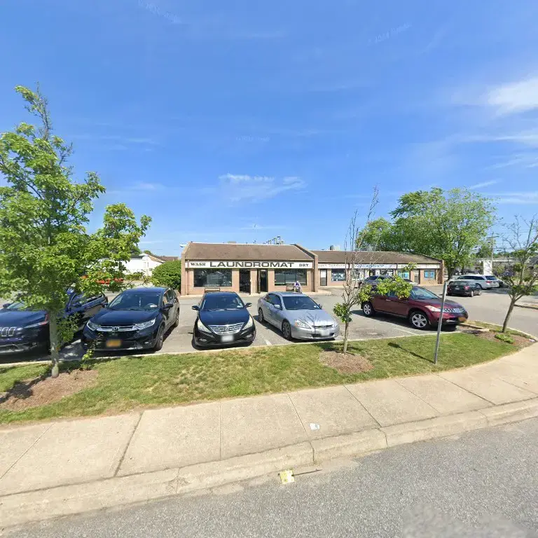 Bayport Laundromat thumbnail 16