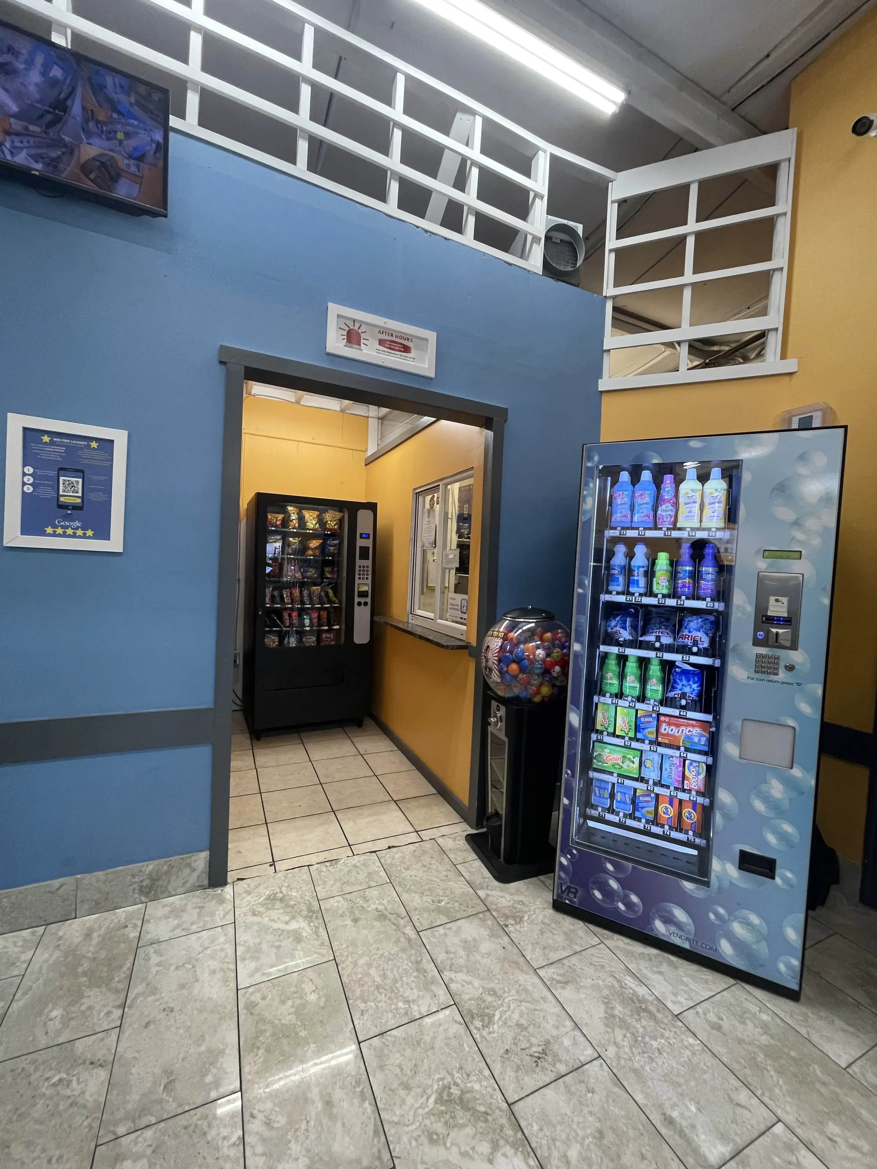 Bayshore Gardens Laundromat thumbnail 14