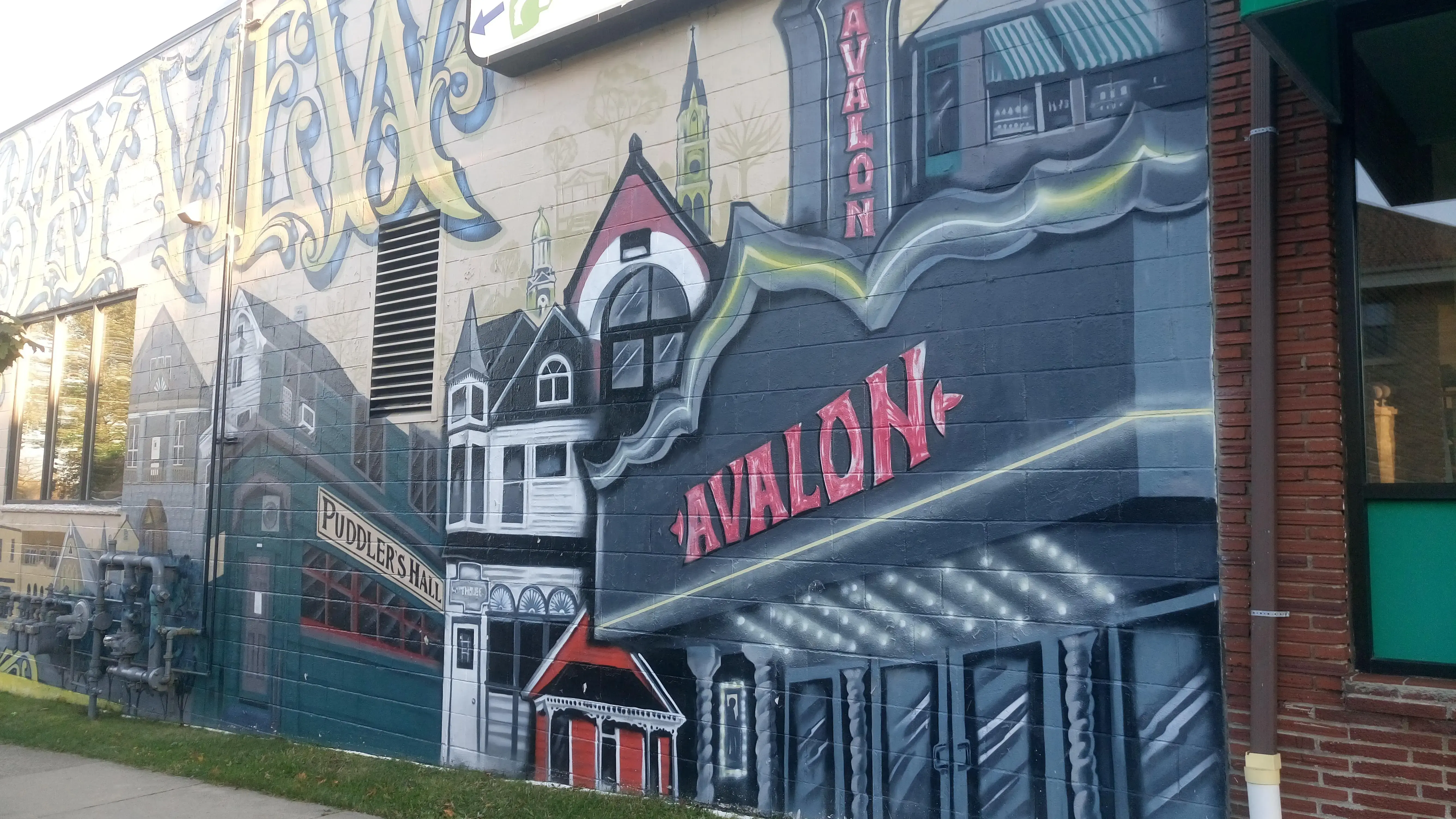 Bayview Laundromat MKE thumbnail 2