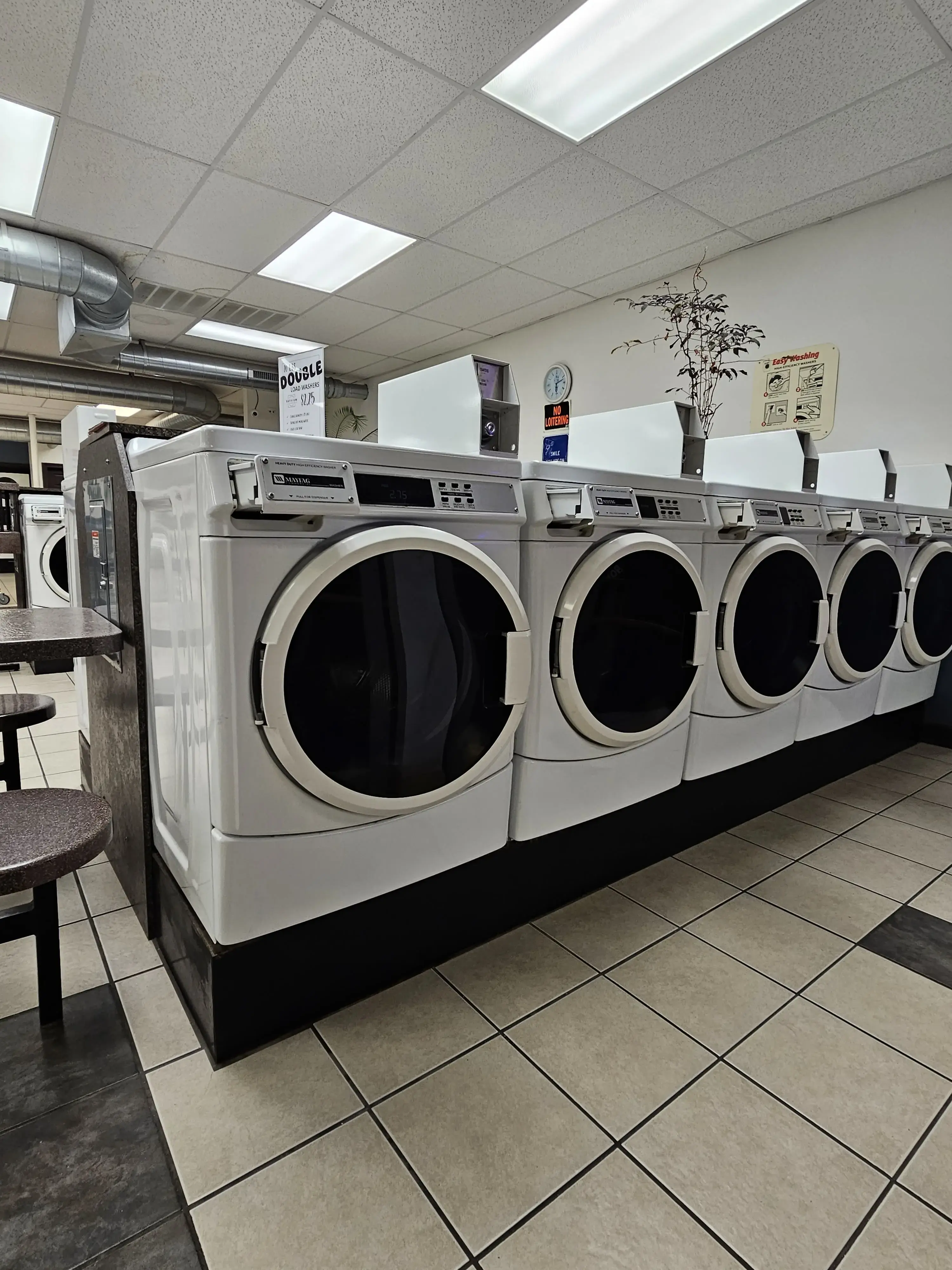 Bayview Laundromat MKE - Image 1
