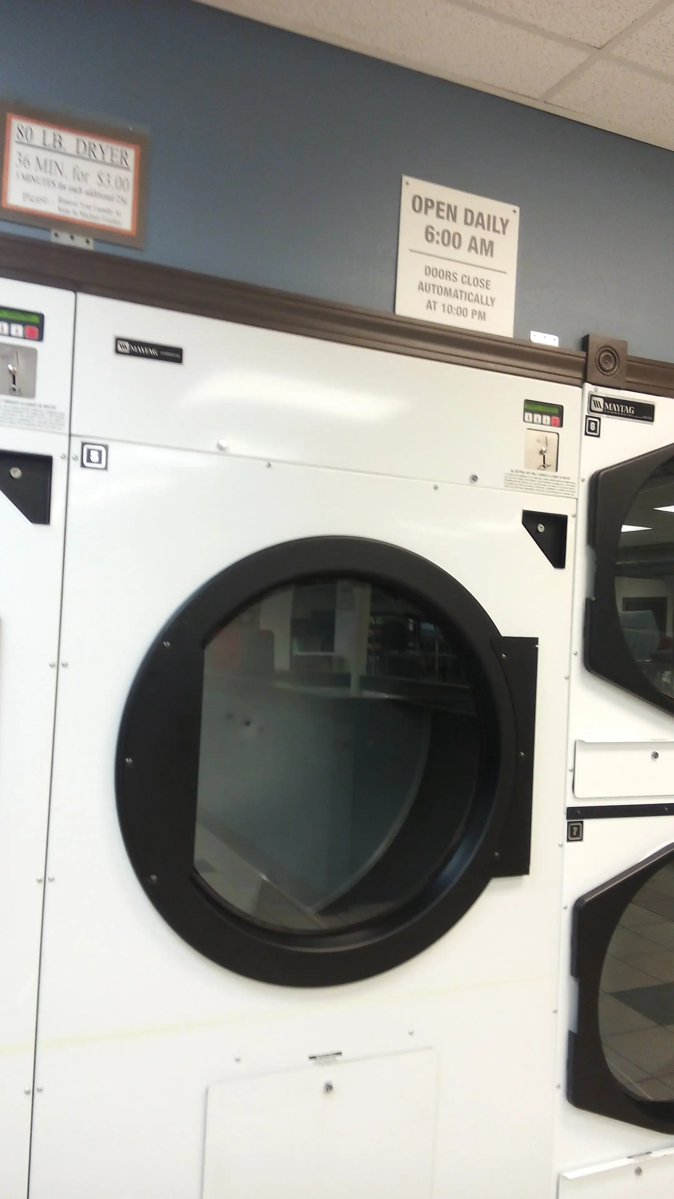 Bayview Laundromat MKE - Image 17