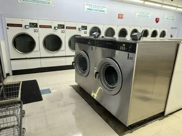 BB's Laundromat 2 thumbnail 17