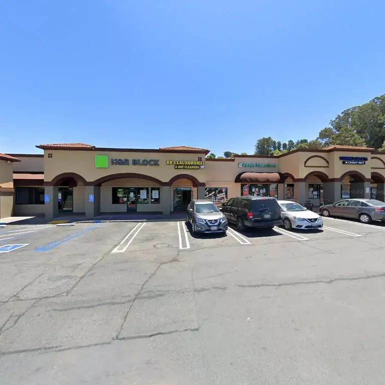 BB's Laundromat & Dry Cleaners - Image 16