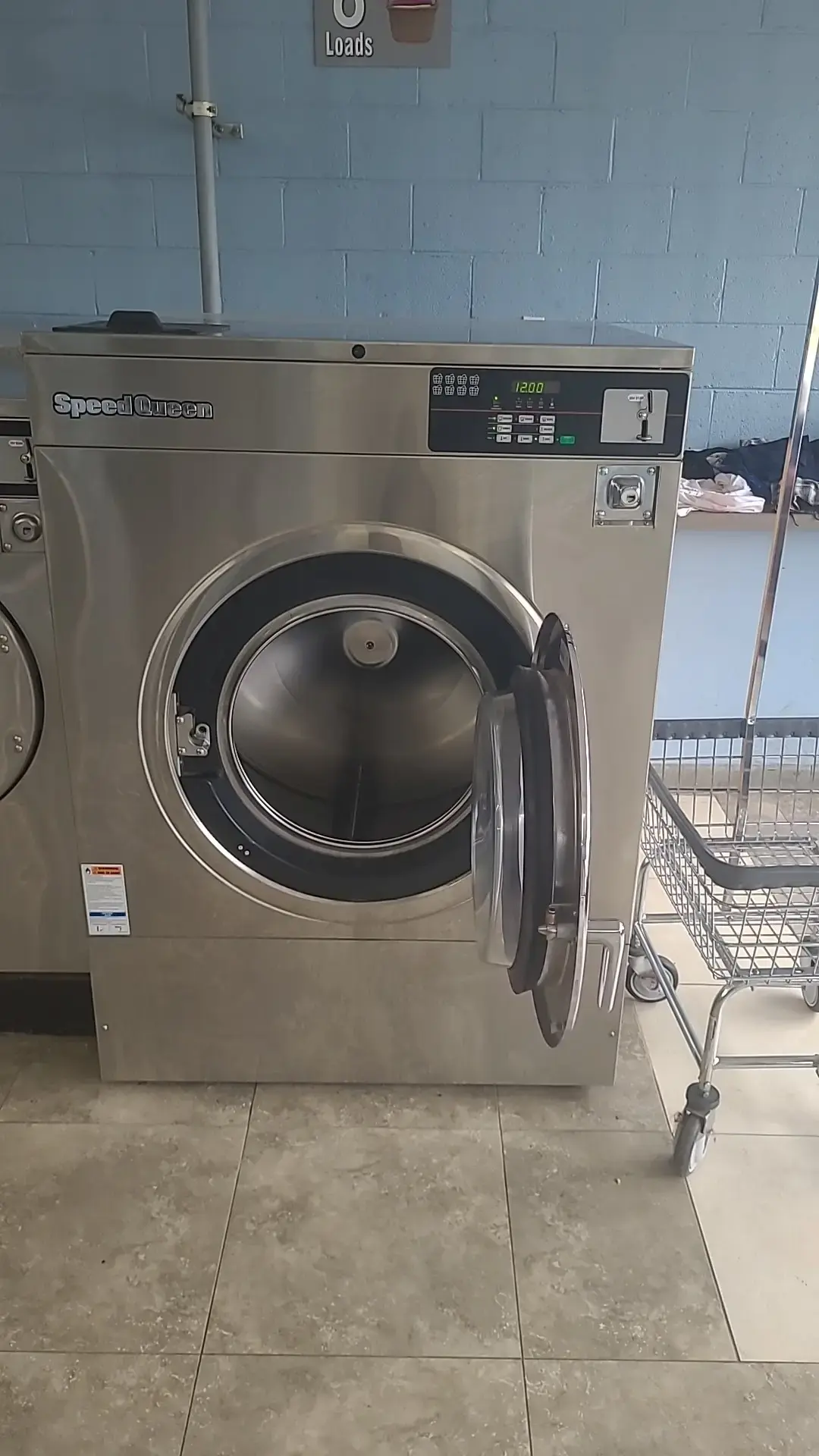 B&B's Laundromat - Image 17