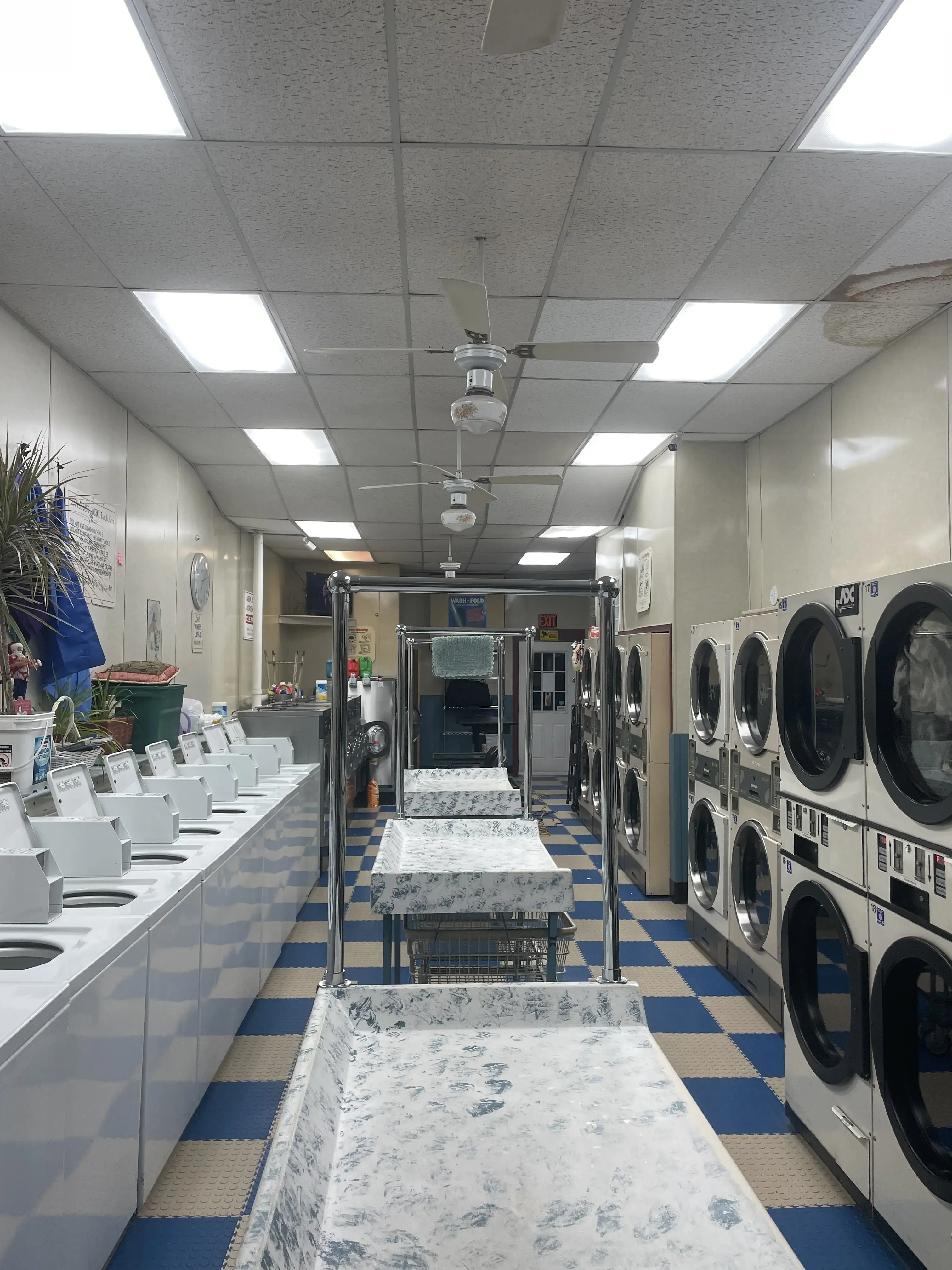 Beach Day Laundry - Image 2