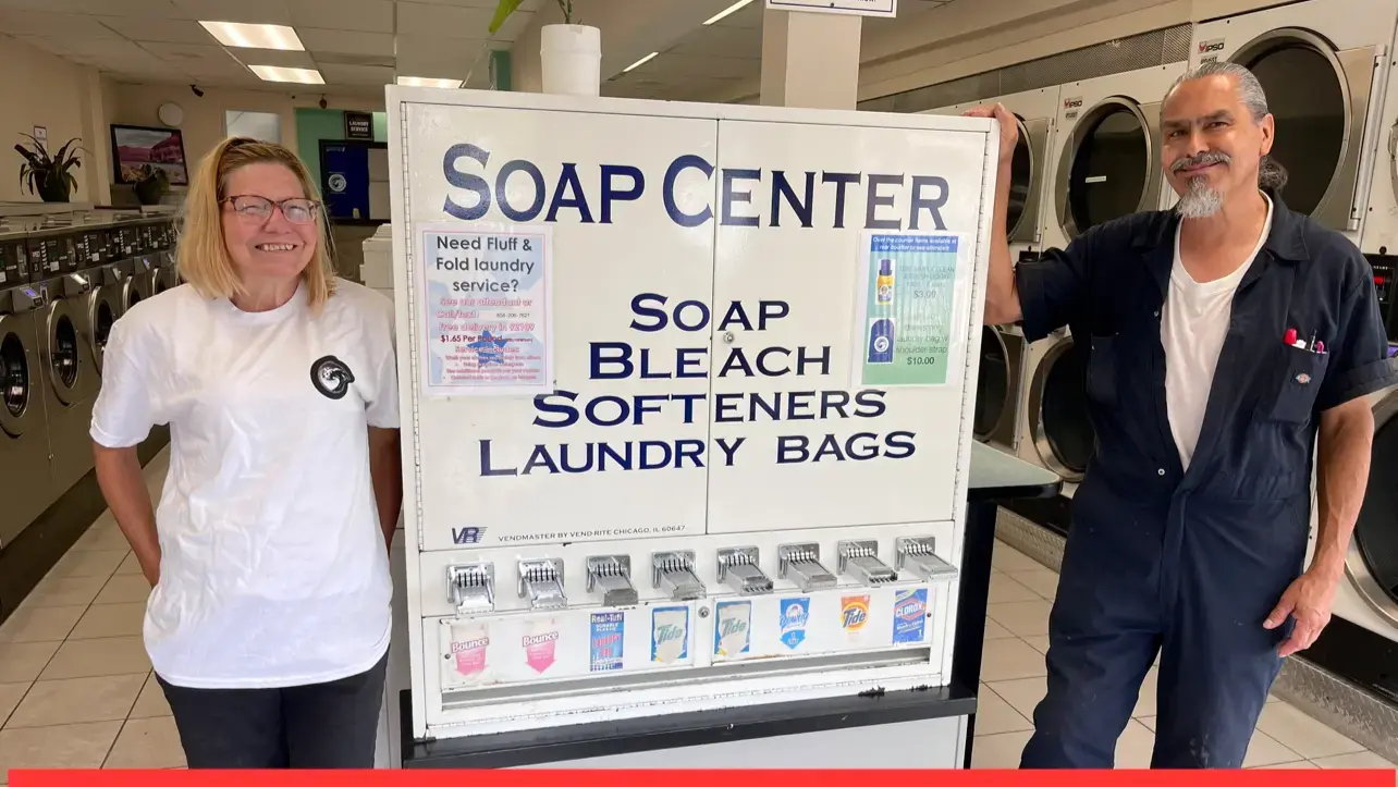 Beach Laundromat - Image 1