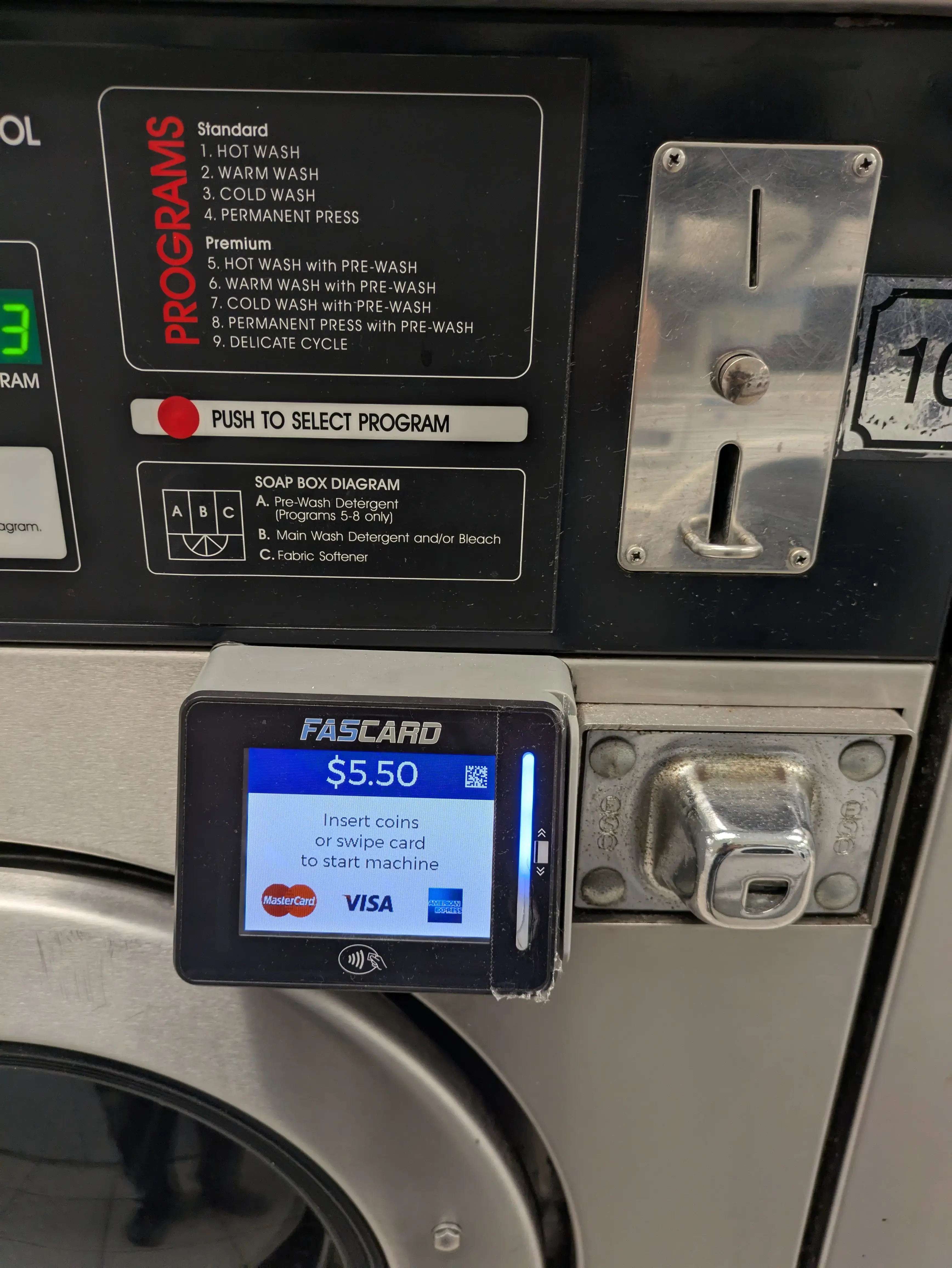 Beach Laundromat thumbnail 7