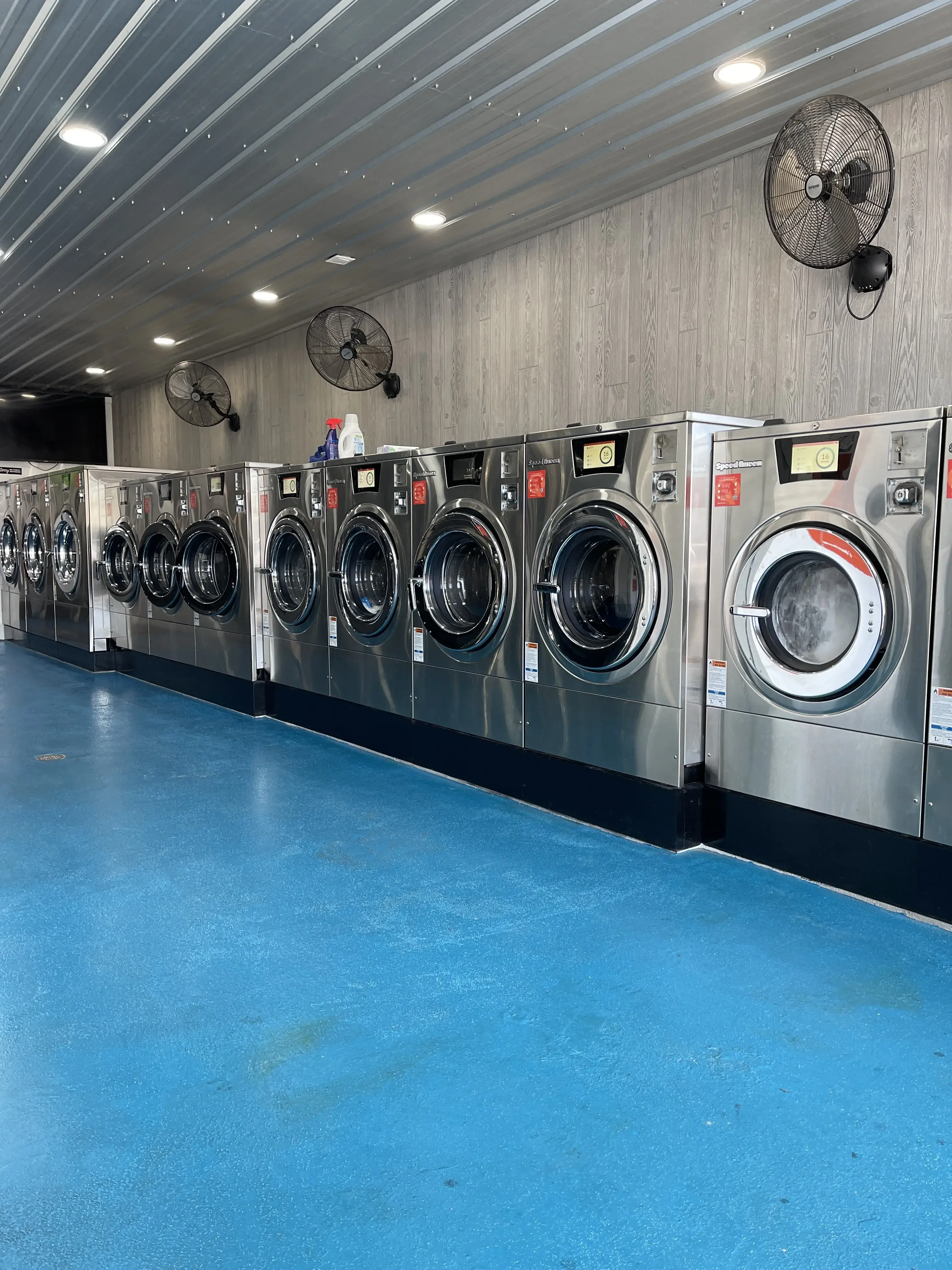 Beach Laundry thumbnail 2