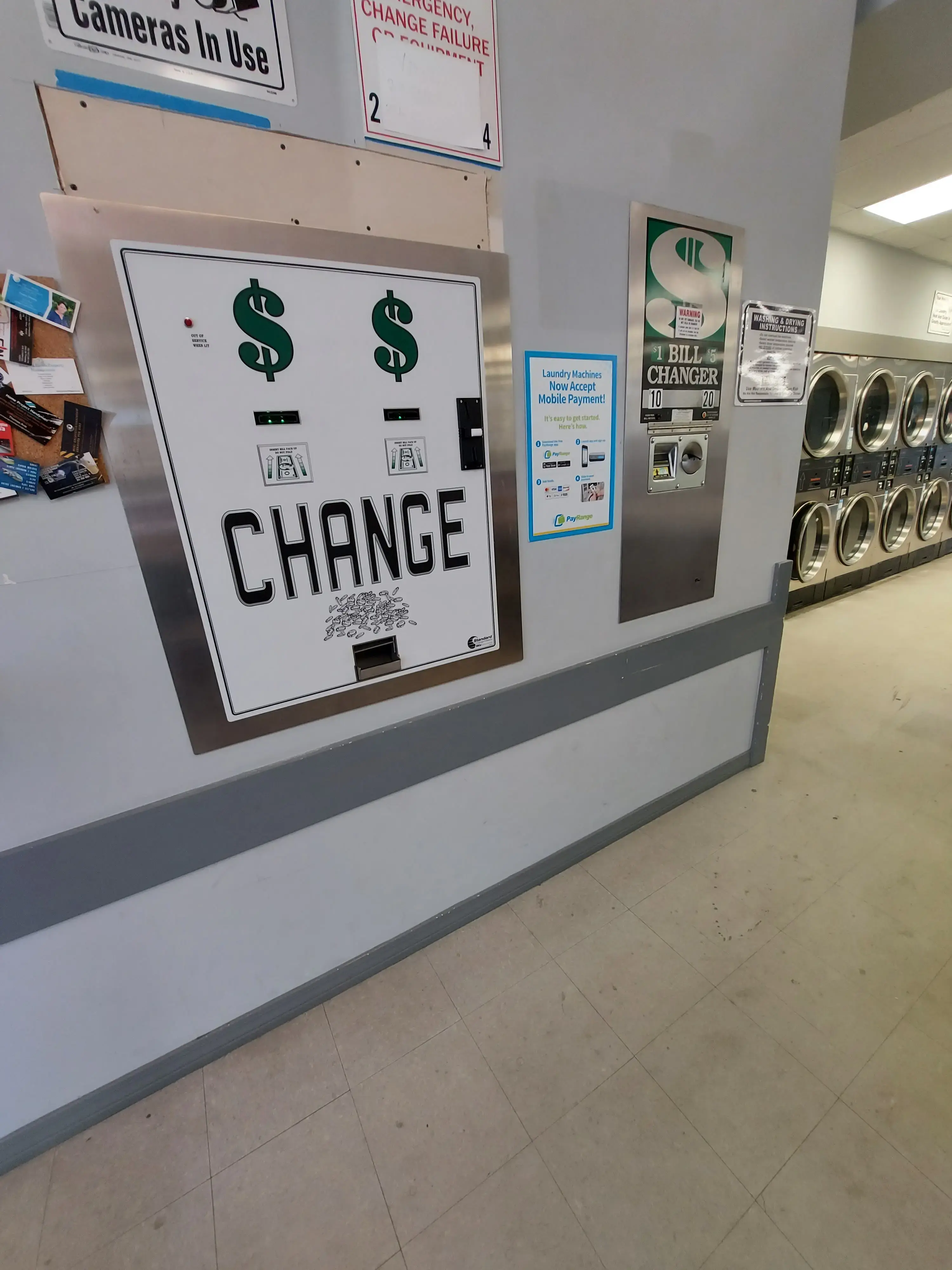 Beach Laundry - Image 12