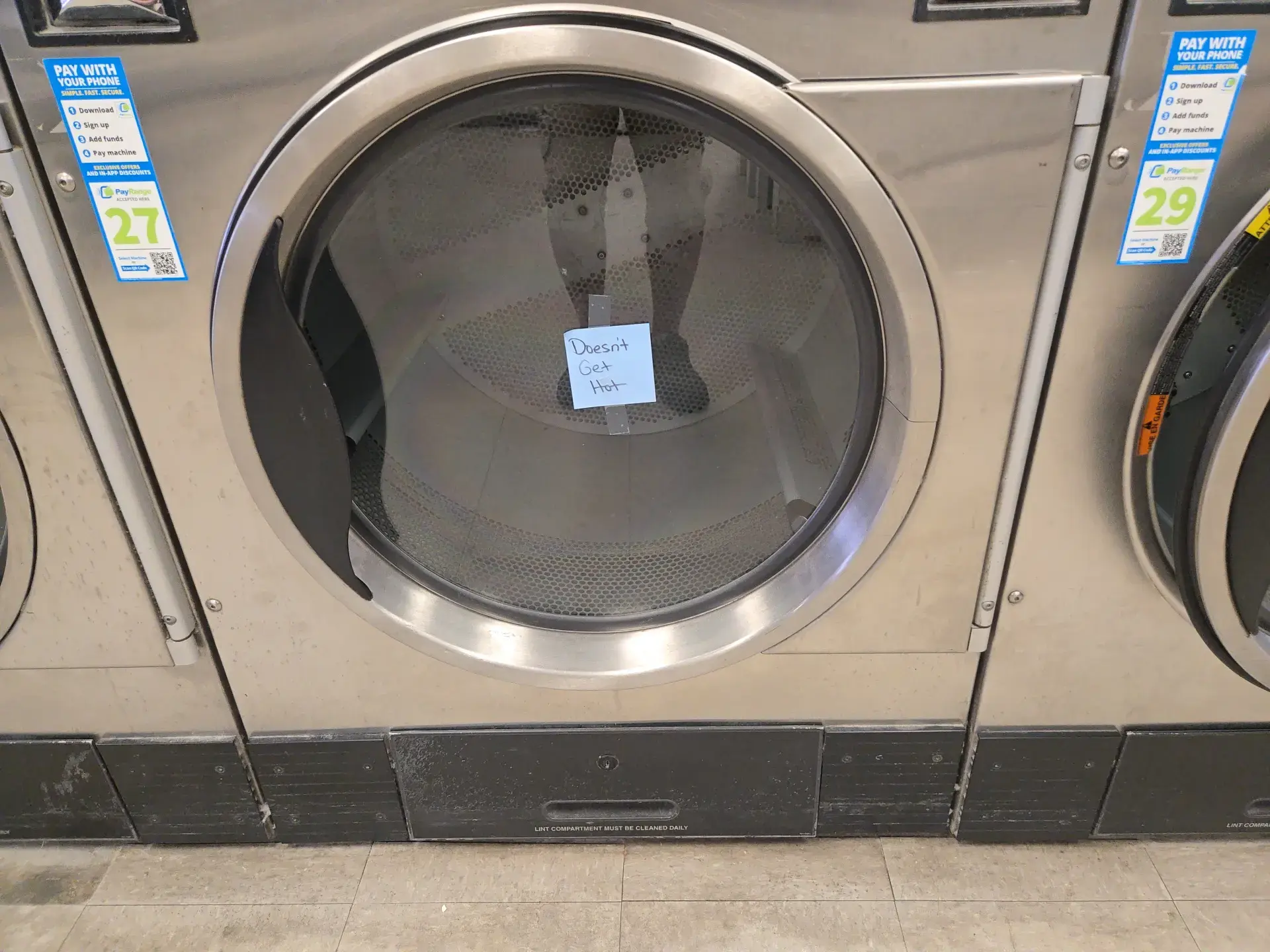 Beach Laundry - Image 13