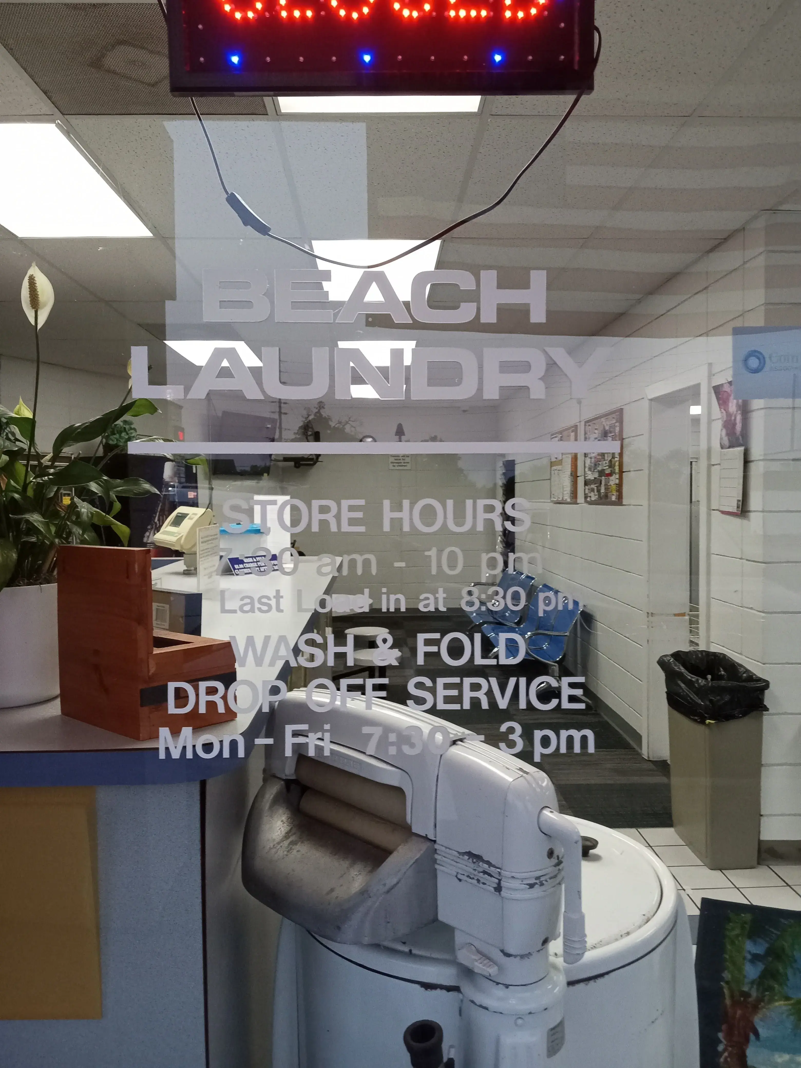 Beach Laundry - Image 14