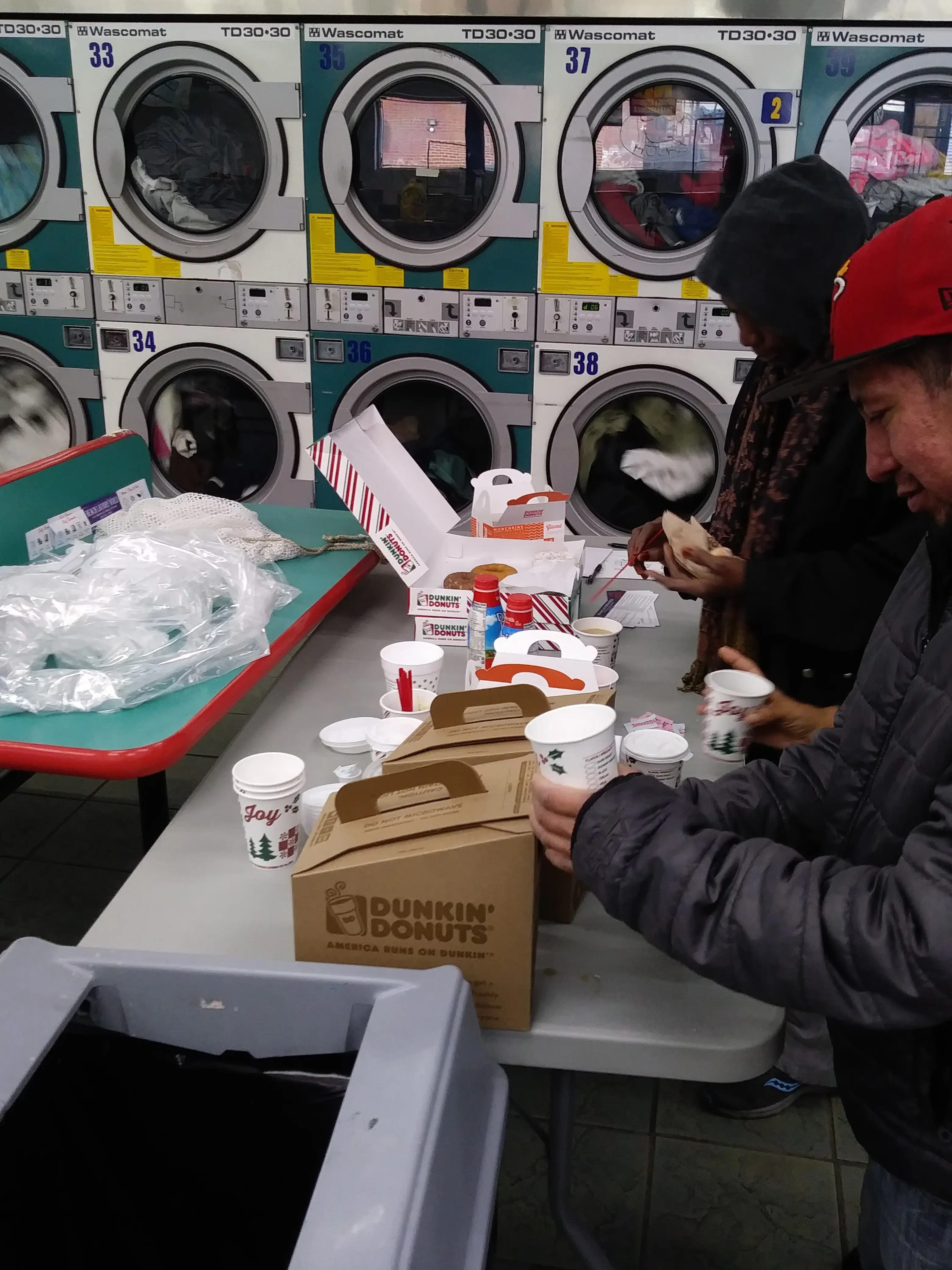 BEACH LAUNDRY WORLD - Image 17