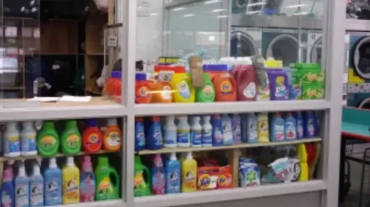 BEACH LAUNDRY WORLD - Image 1