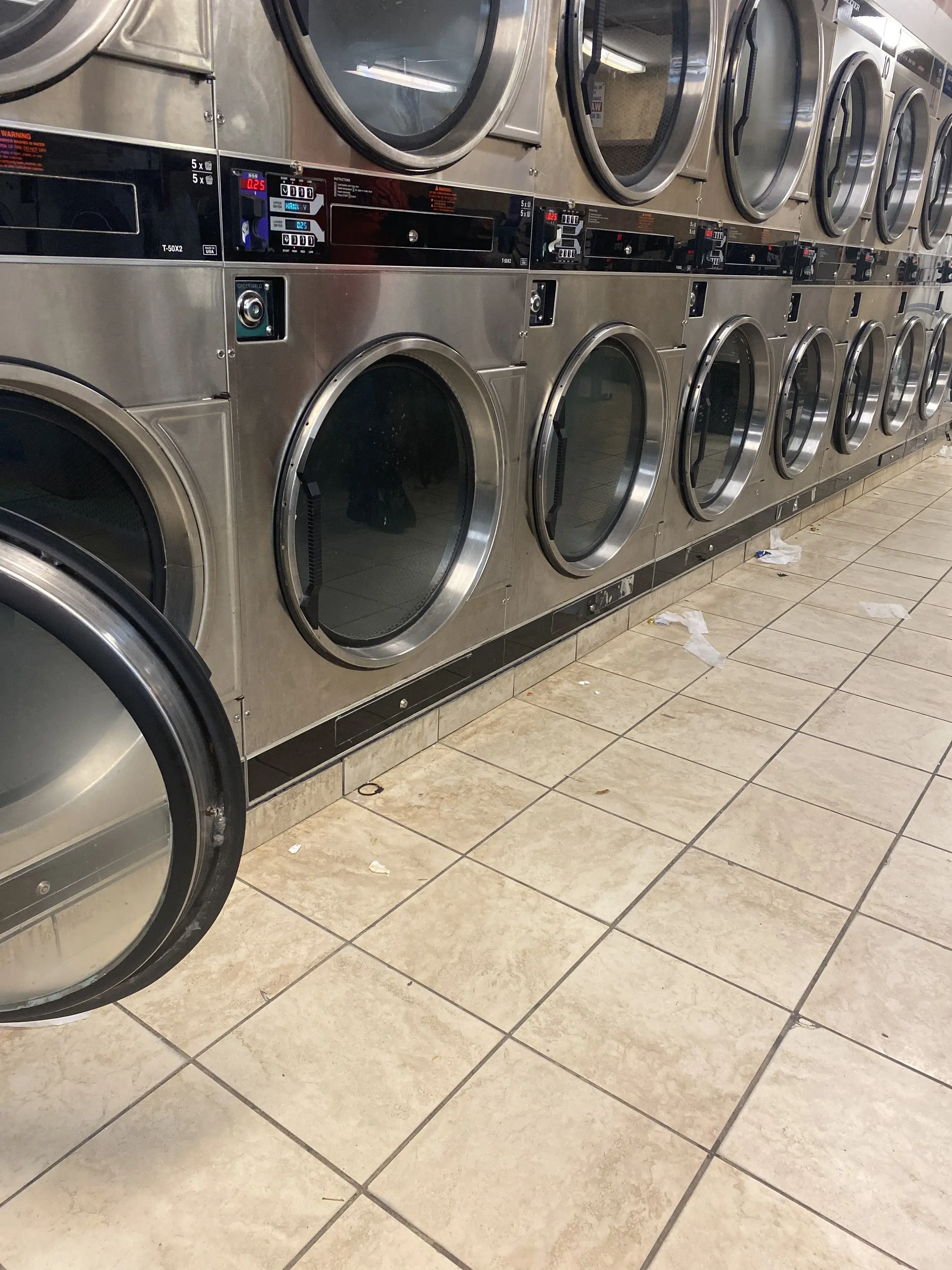 Beach Maytag Laundry - Image 6