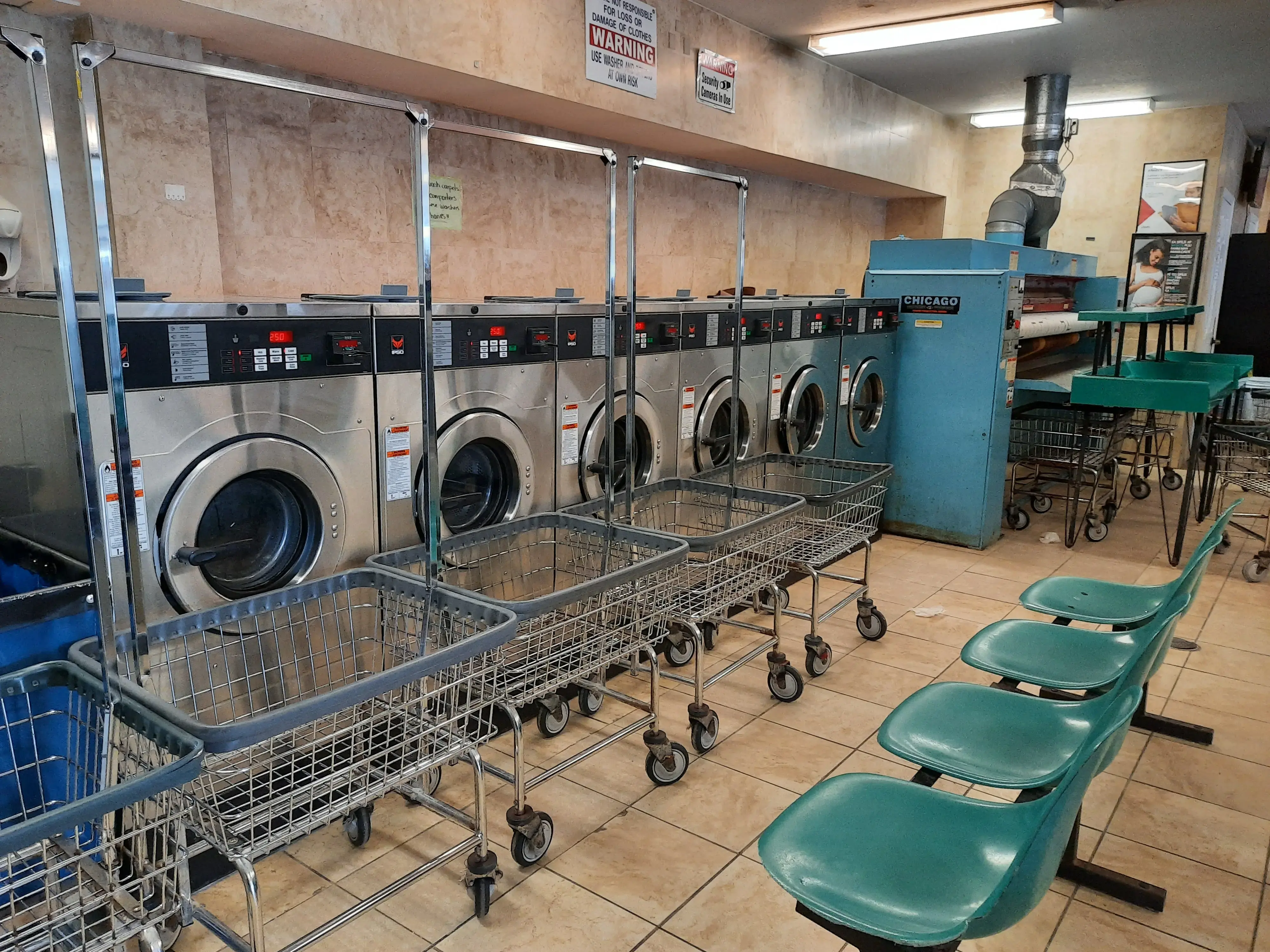 Beach Maytag Laundry thumbnail 16