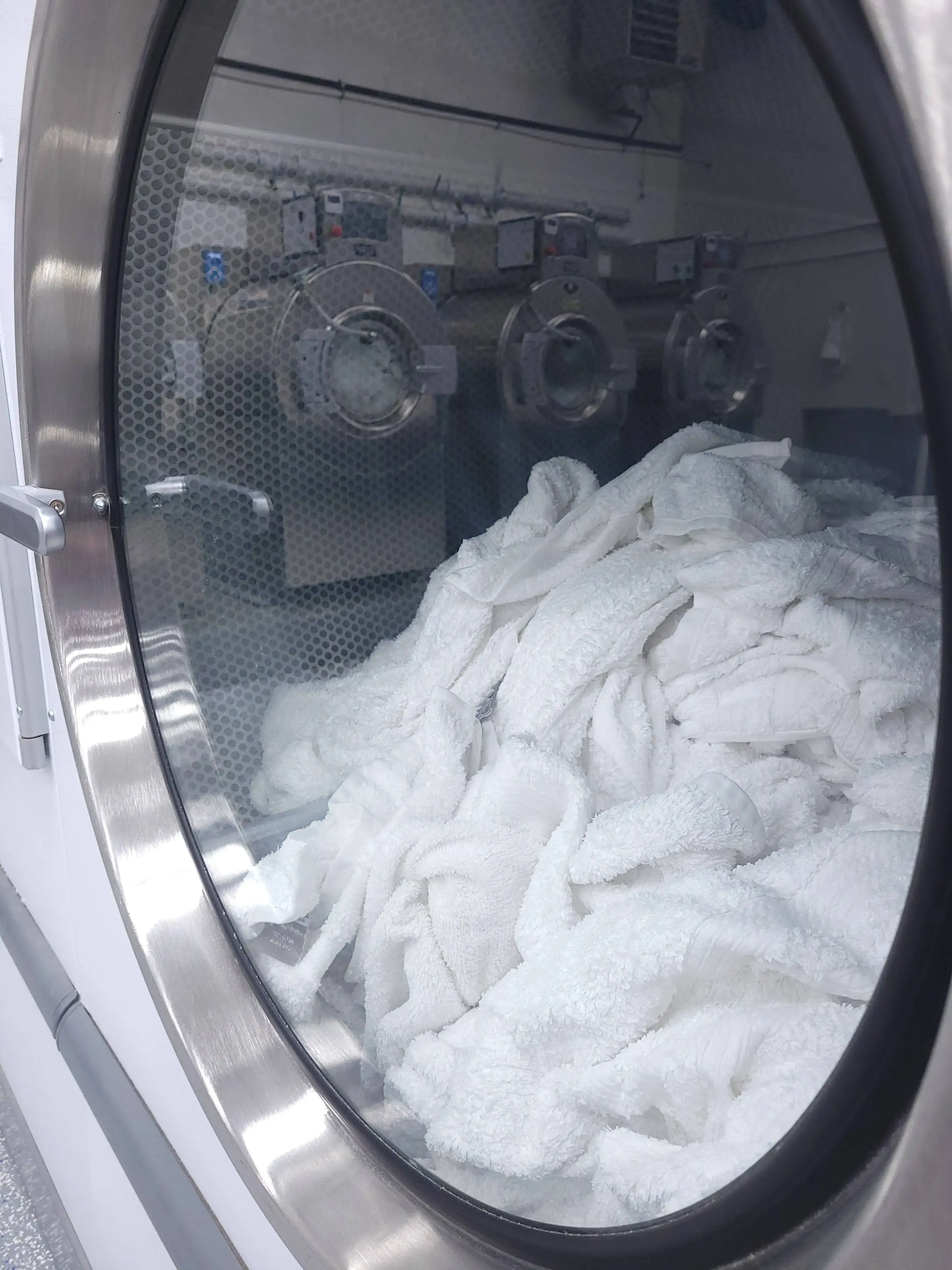 Bear Lake Laundry - Image 6