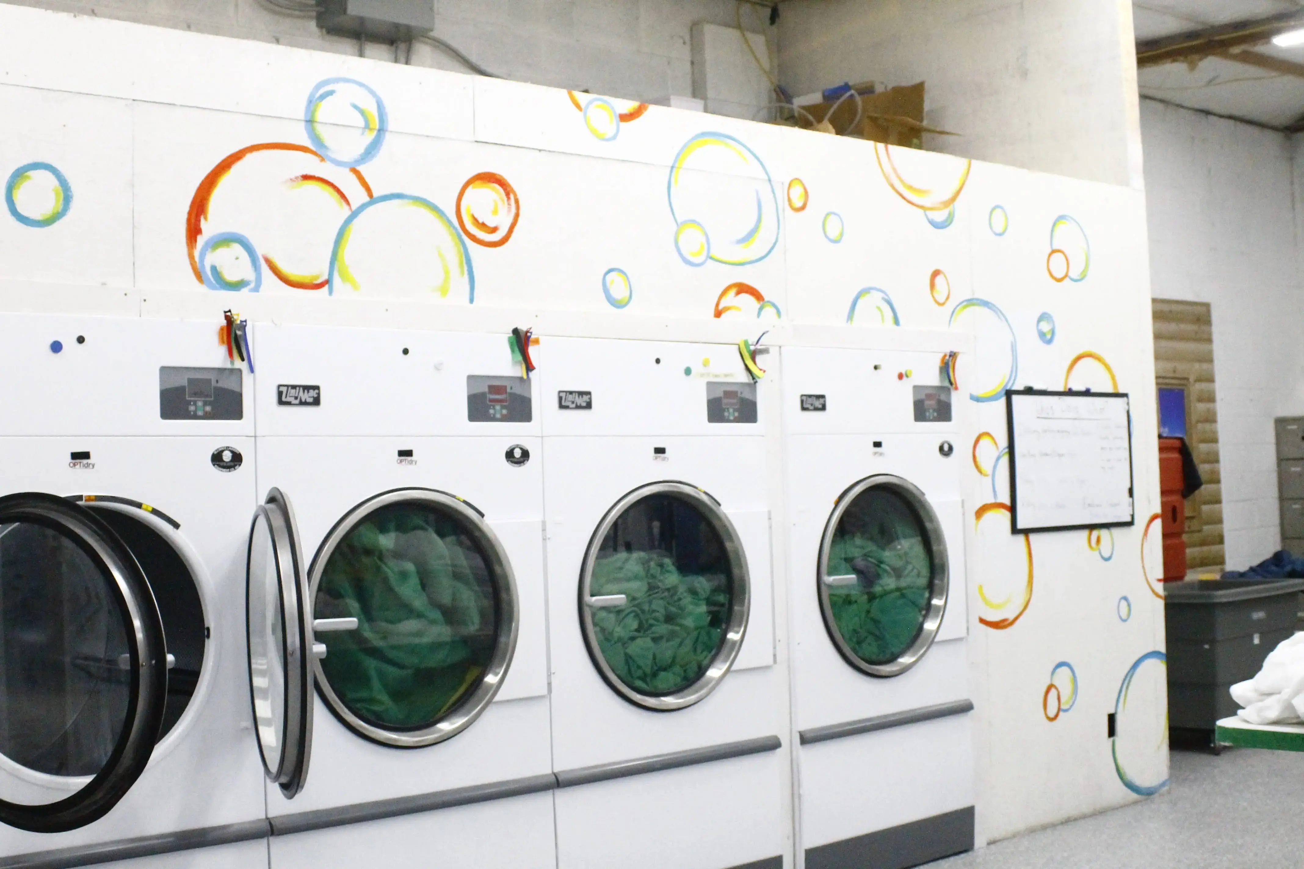 Bear Lake Laundry - Image 4