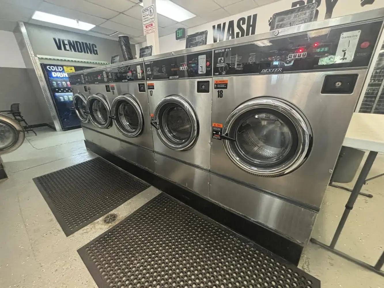 Bear's Laundromat thumbnail 13