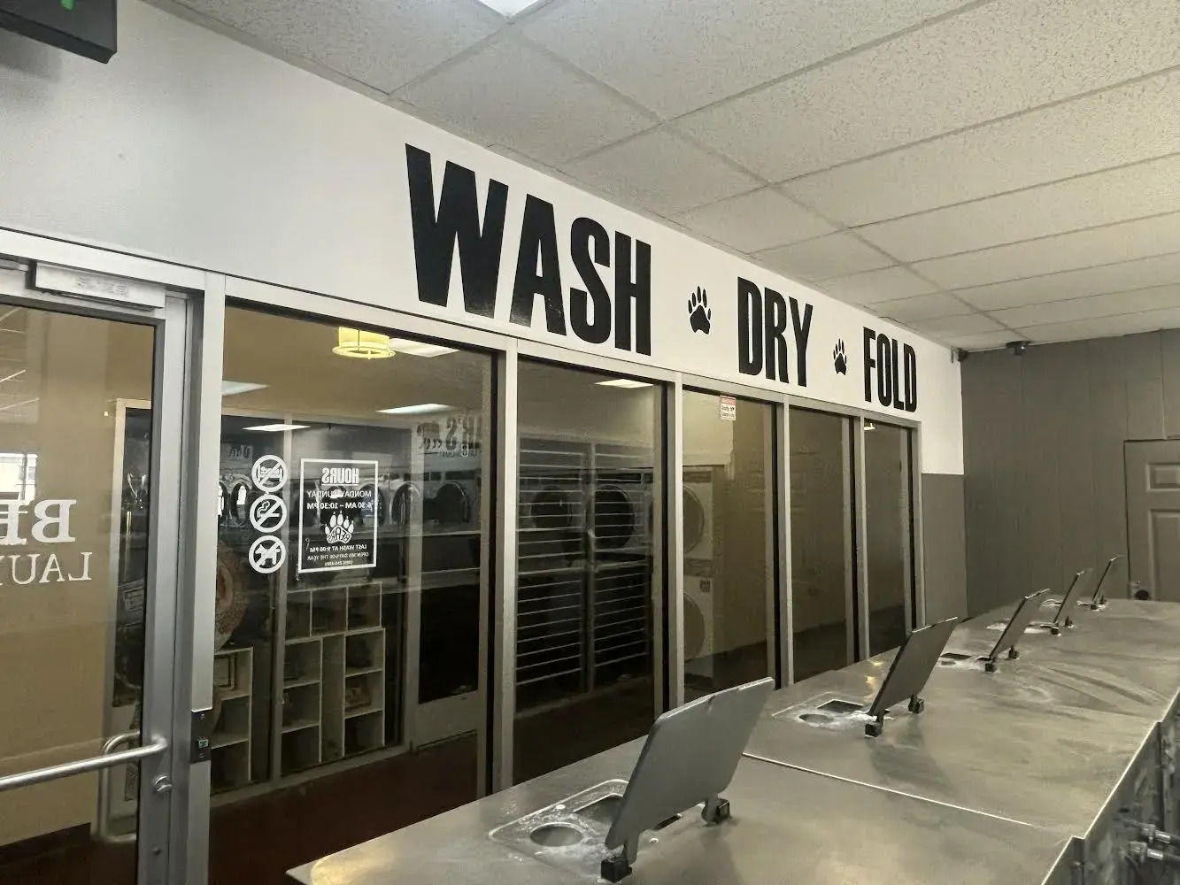 Bear's Laundromat - Image 2