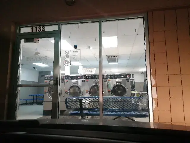 Bear's Laundromat thumbnail 6