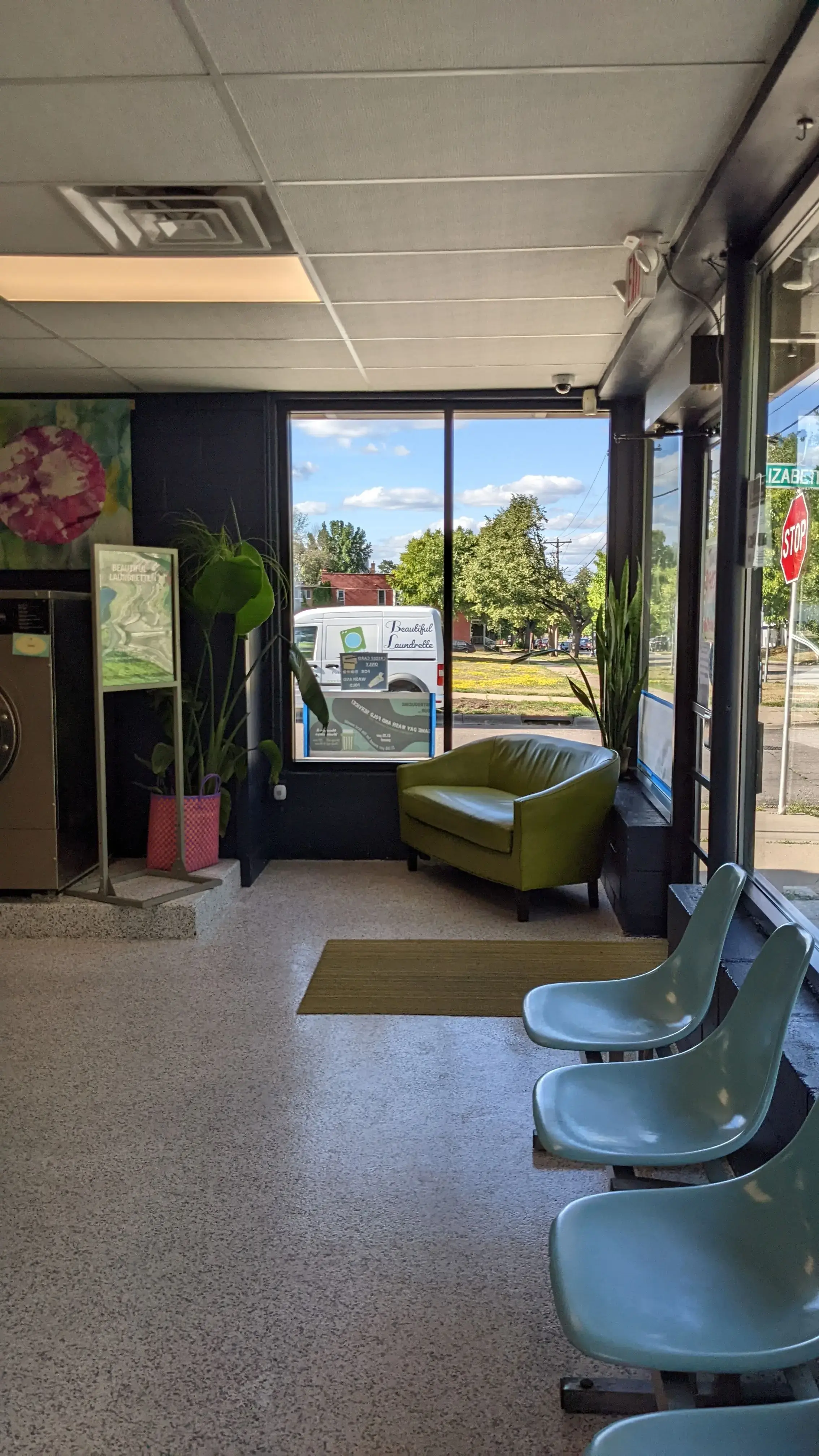 Beautiful Laundrette thumbnail 17