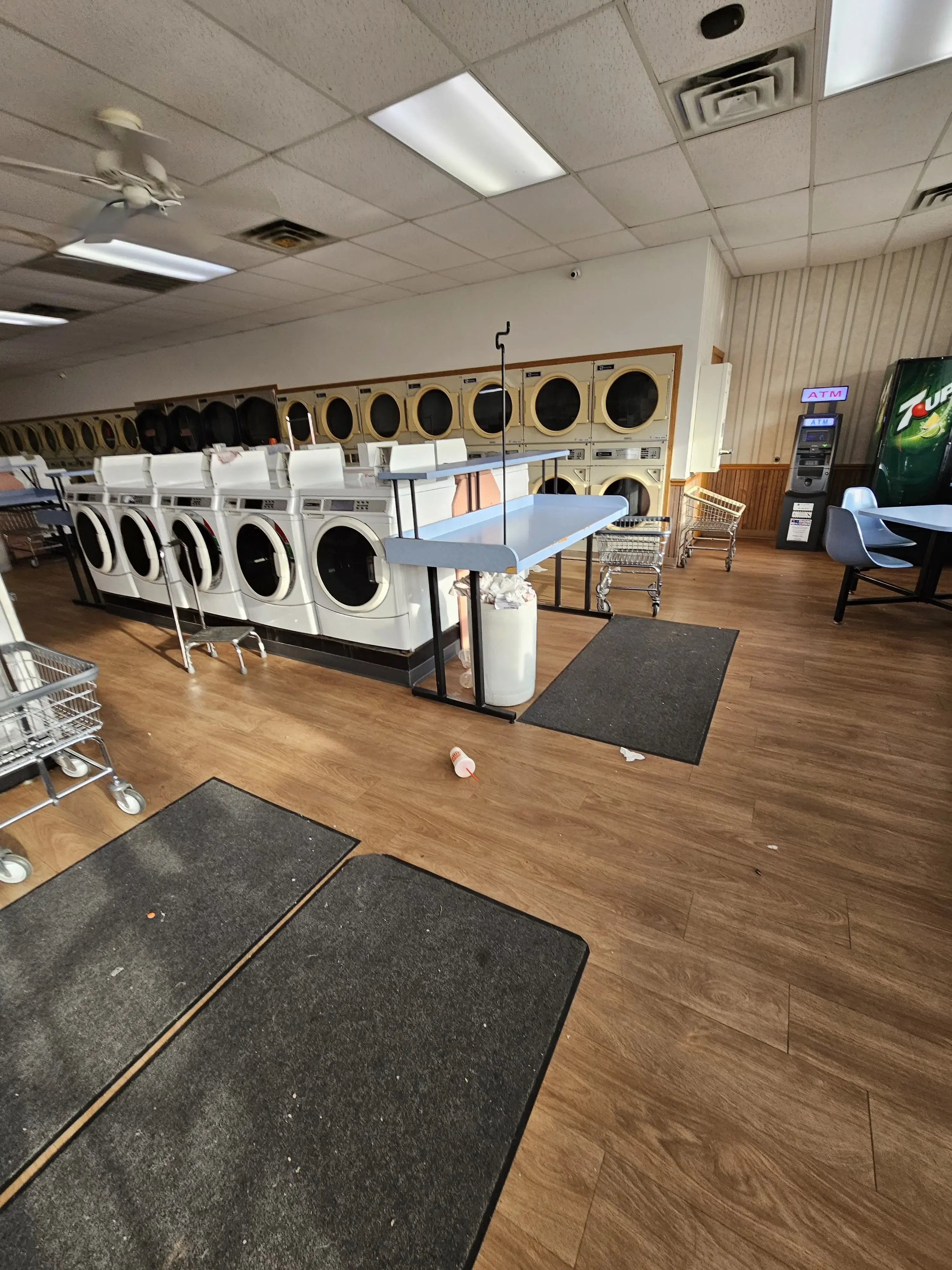 Beaver Dam Laundry Connection at Park Ave - Image 5