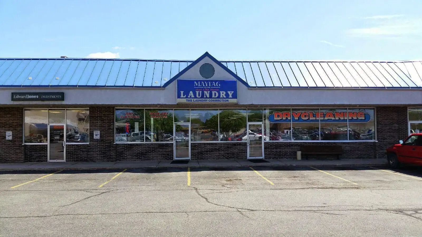 Beaver Dam Laundry Connection at Park Ave - Image 3