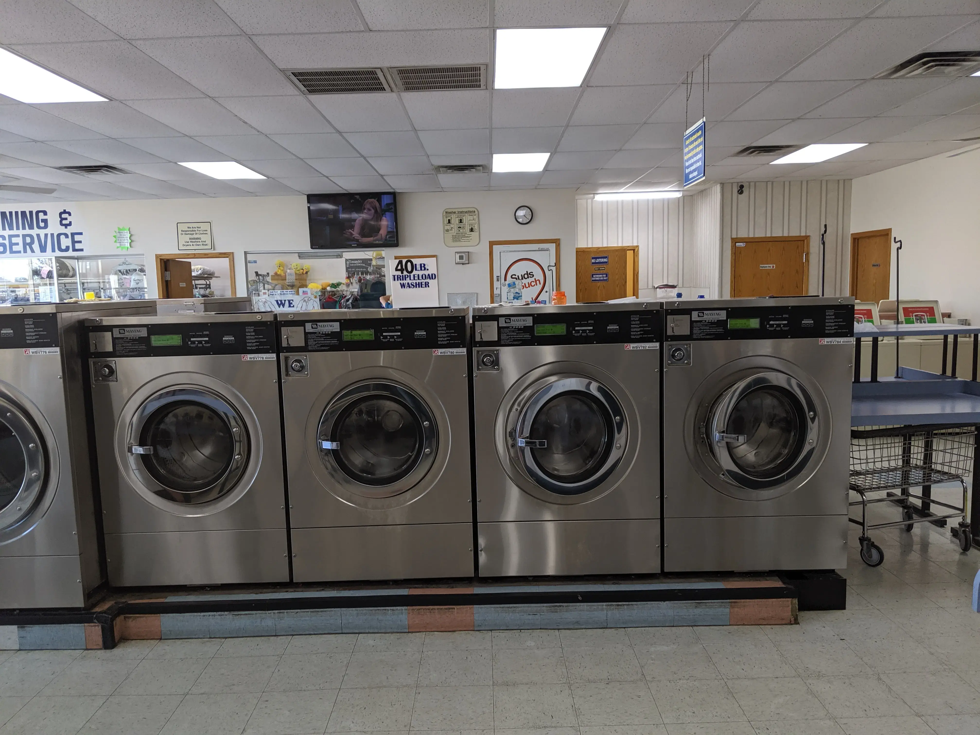 Beaver Dam Laundry Connection at Park Ave thumbnail 19