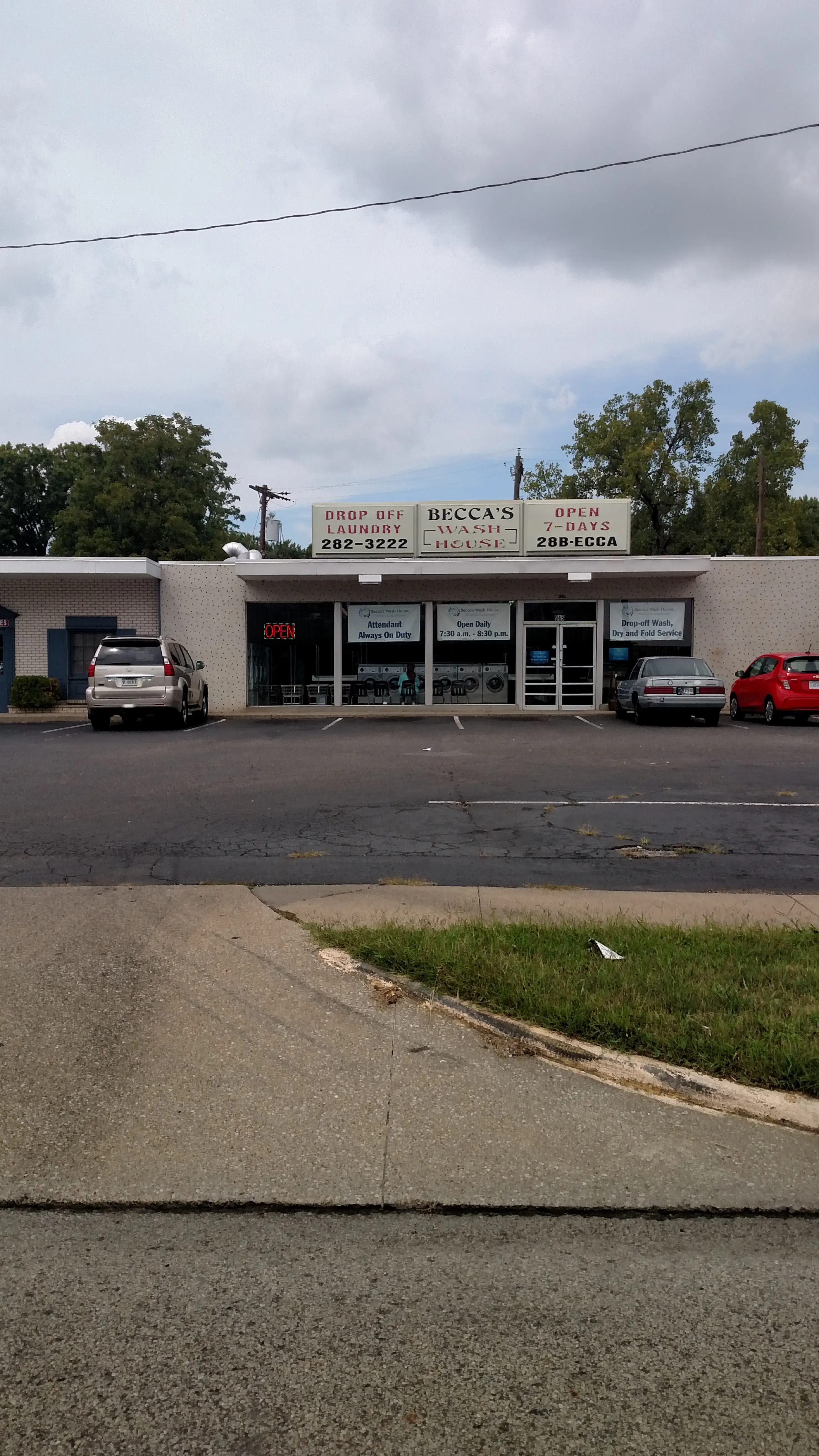 Becca's Wash House - Image 16