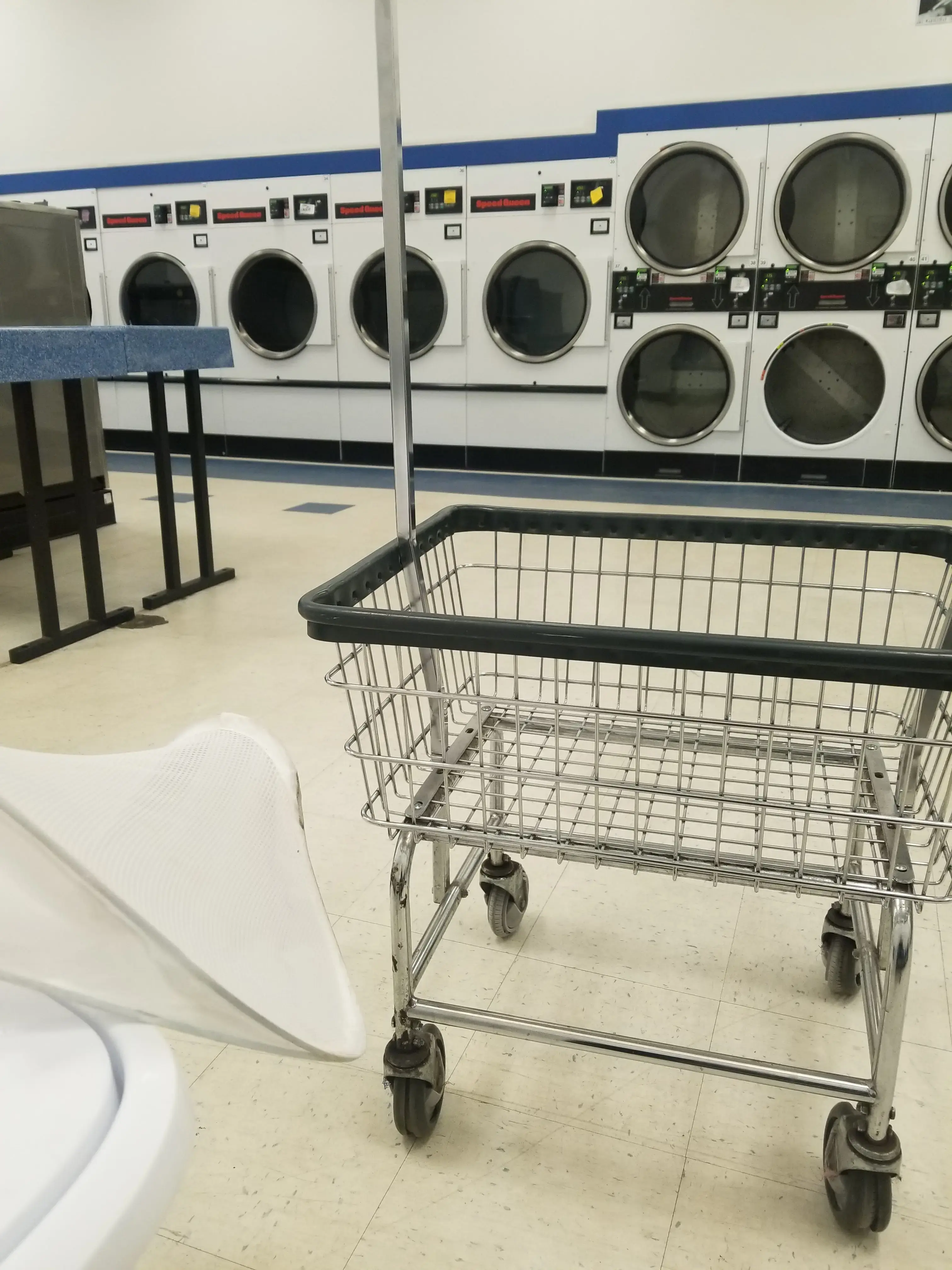 Beckley Self Service Laundry - Image 9