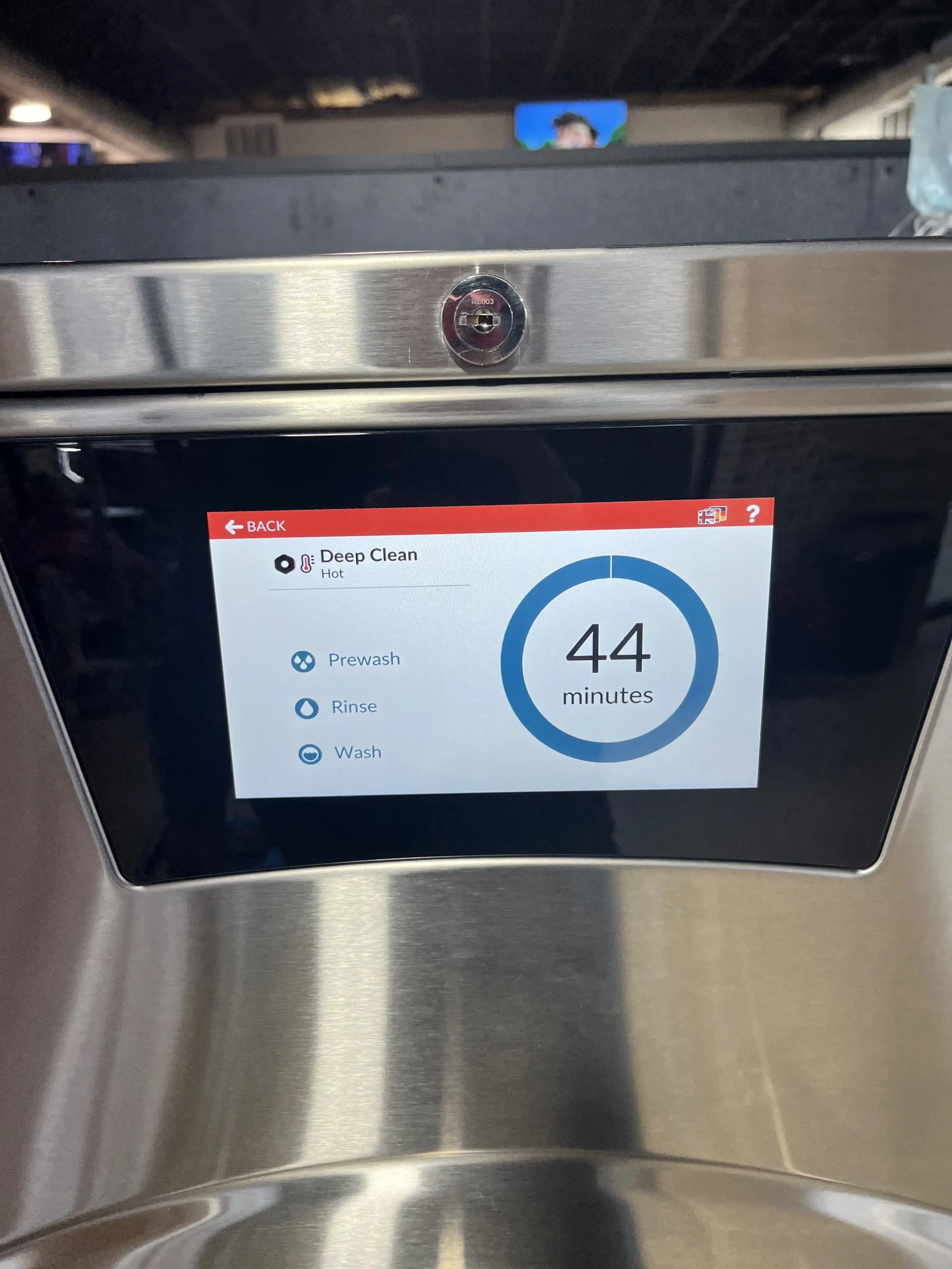 Becks laundry basket - Image 15