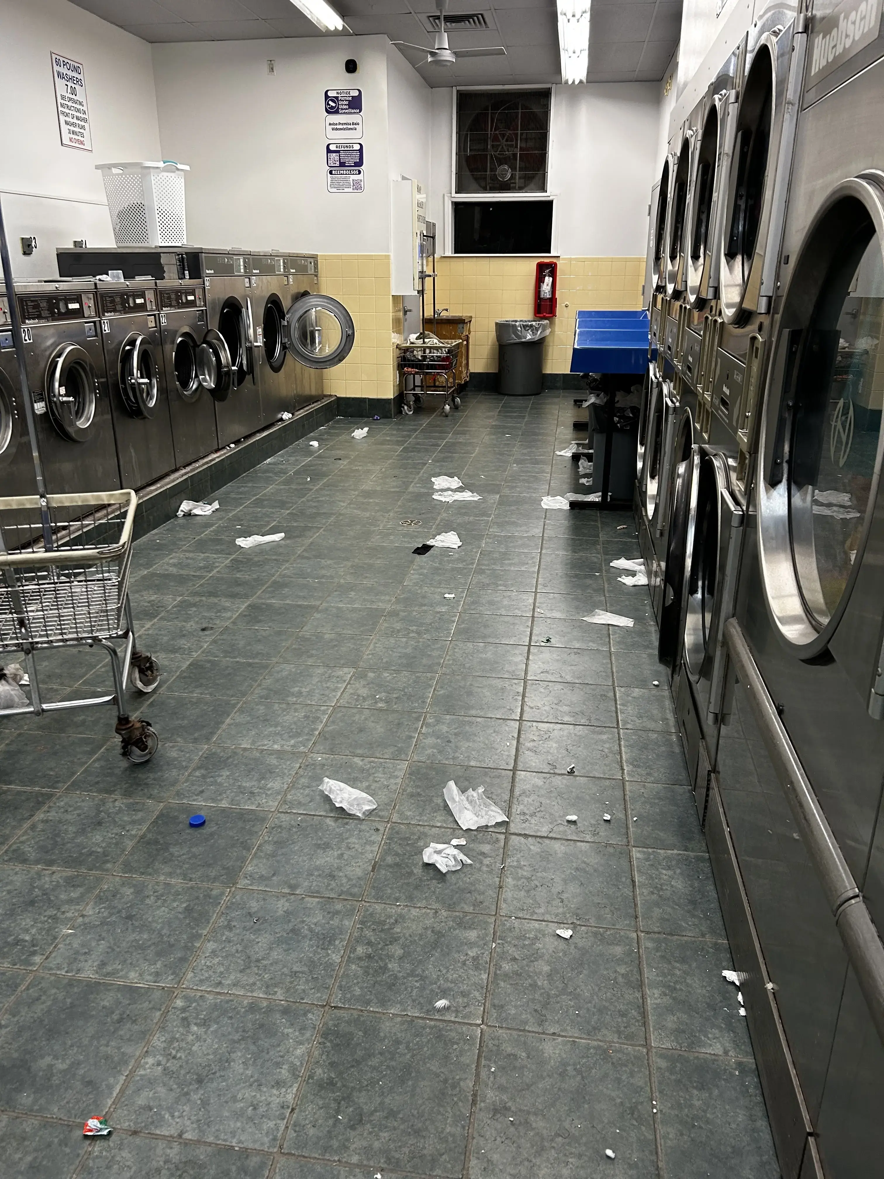 Becky Bubbles Laundry Center thumbnail 2