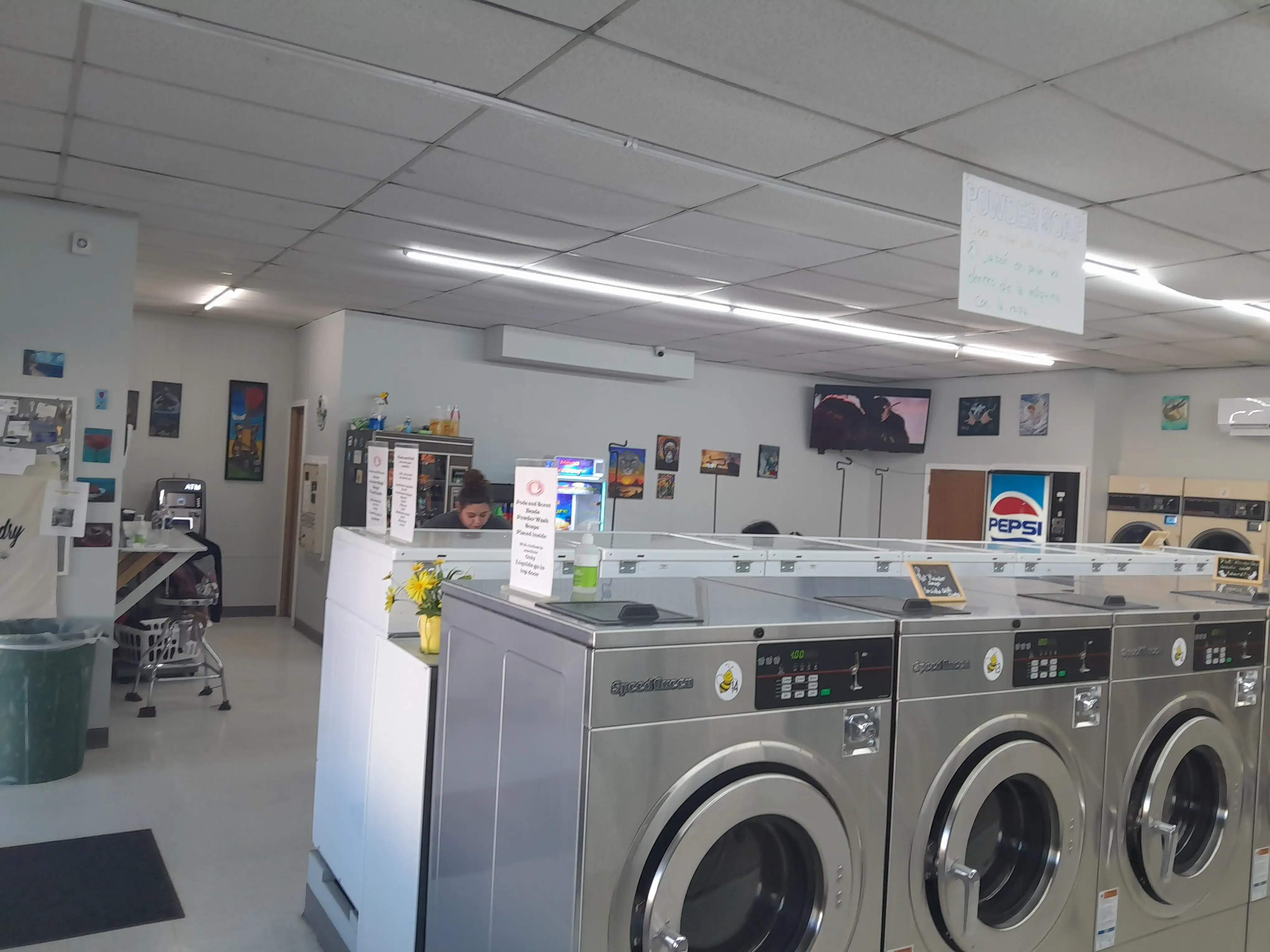 Bee Klean Laundromat LLC - Image 13