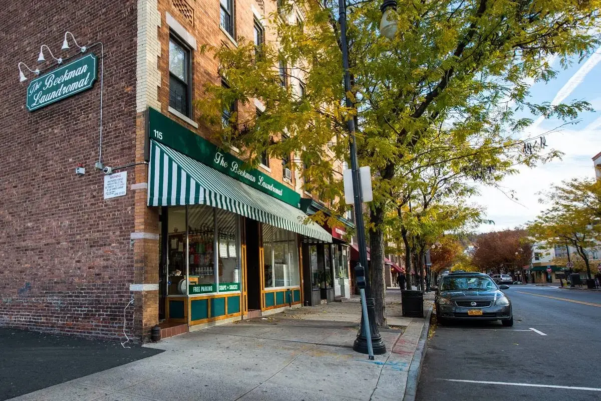 Beekman Laundromat - Image 13