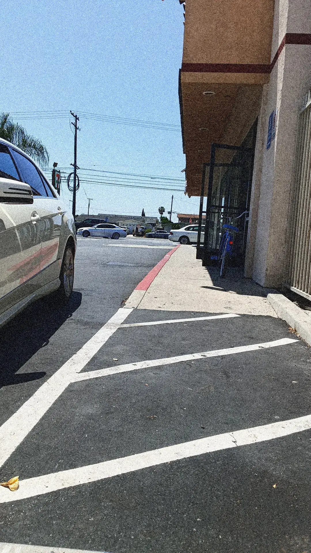 Bella Coin Laundry location