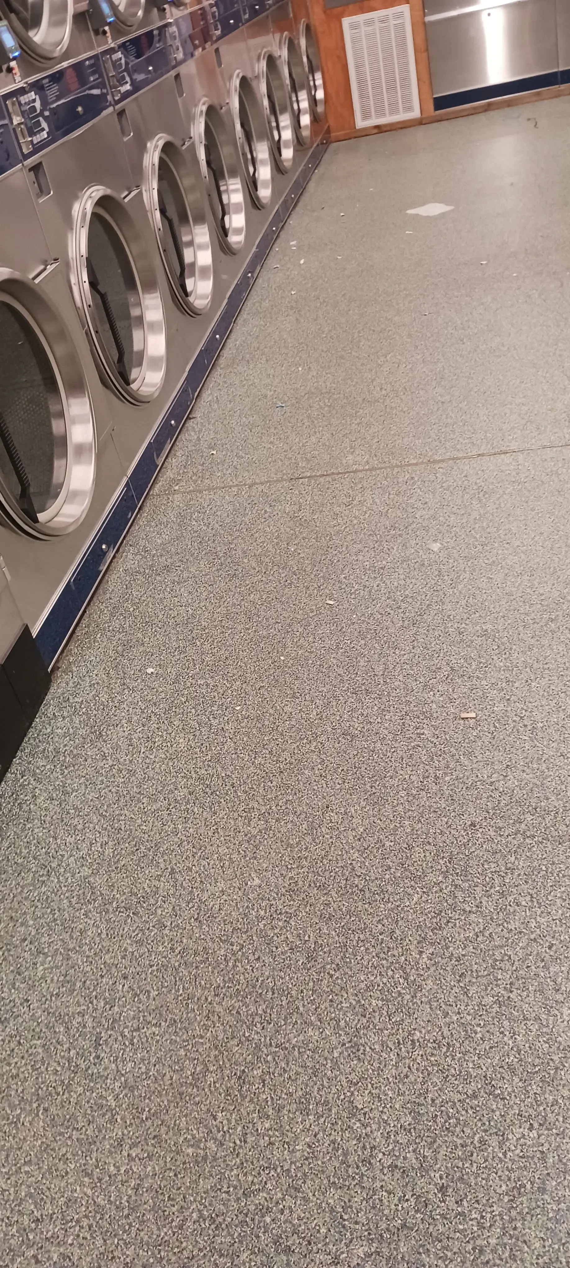 Bellaire Laundry - Image 6